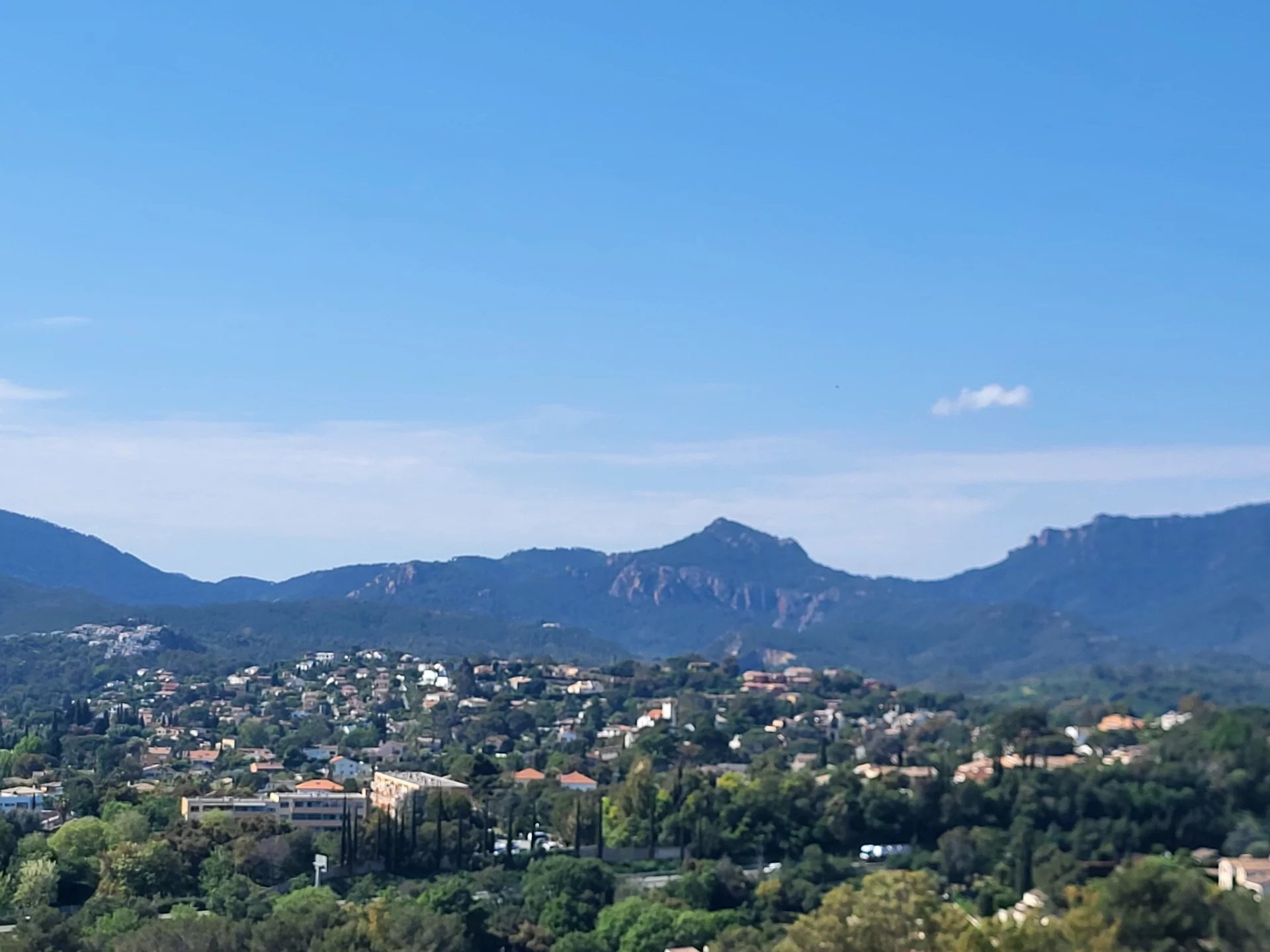 Mandelieu-la-Napoule, Provence-Alpes-Côte d’Azur, 06210, FR, ,Land,For Sale,1804119