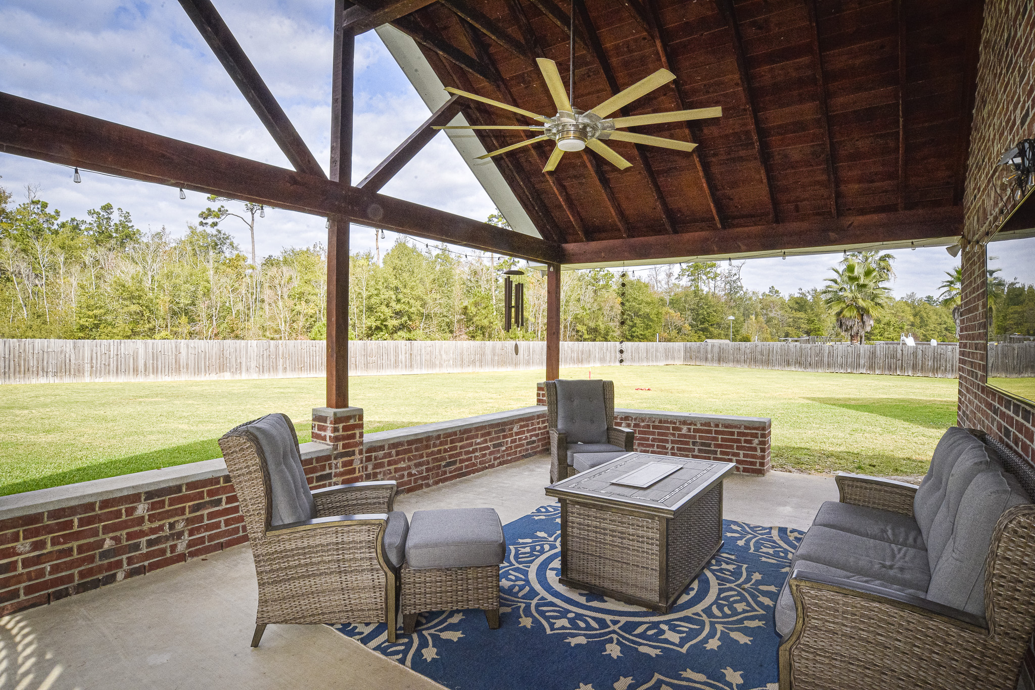 Westlake, Louisiana, 70669, United States, 4 Bedrooms Bedrooms, ,3 BathroomsBathrooms,Residential,For Sale,2001563