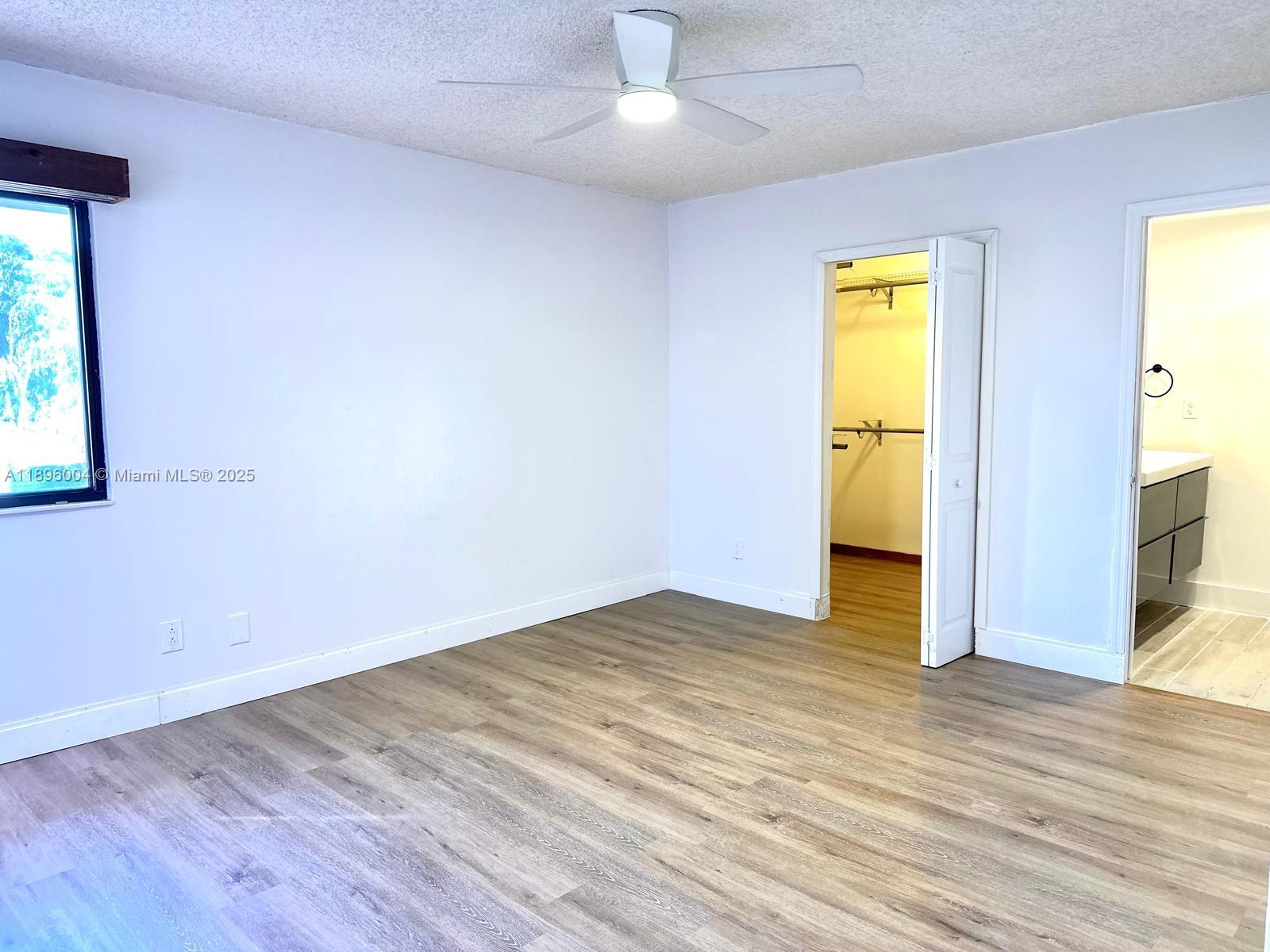 Miami, Florida, 33196, United States, 3 Bedrooms Bedrooms, ,3 BathroomsBathrooms,Residential,For Sale,1965722