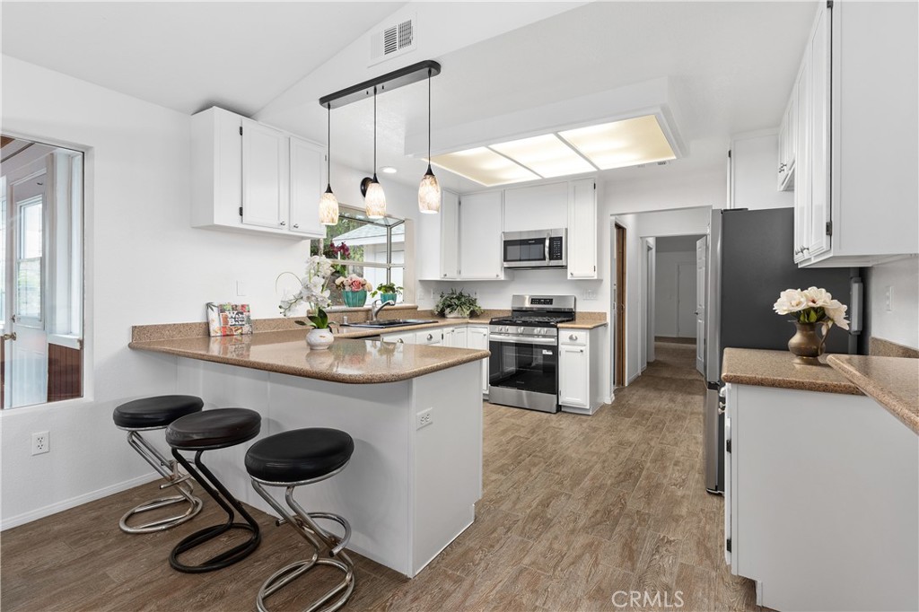 Fallbrook, California, 92028, United States, 5 Bedrooms Bedrooms, ,3 BathroomsBathrooms,Residential,For Sale,2003504