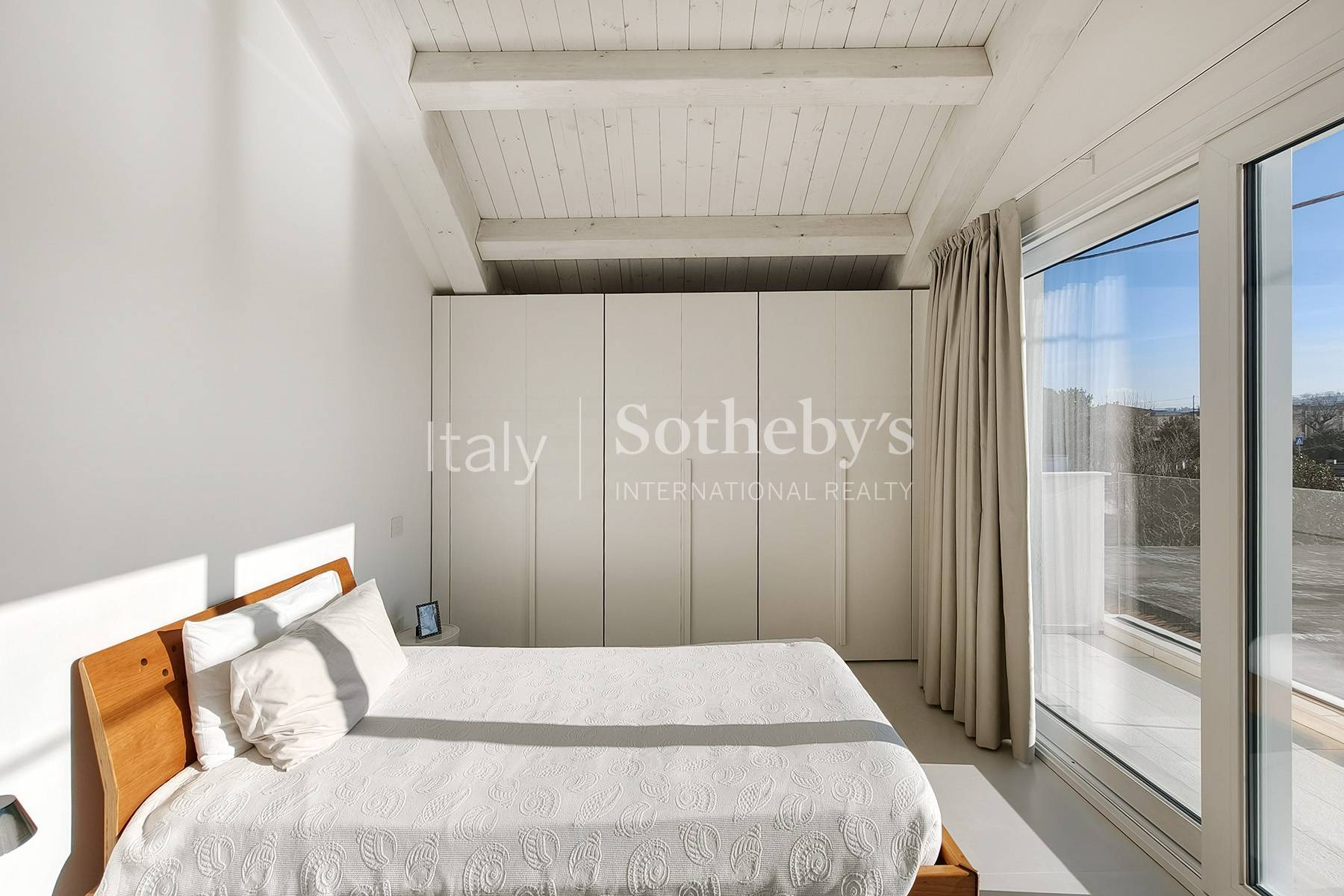  Rare Contemporary Seafront Residence in Le Marche - 物件實景