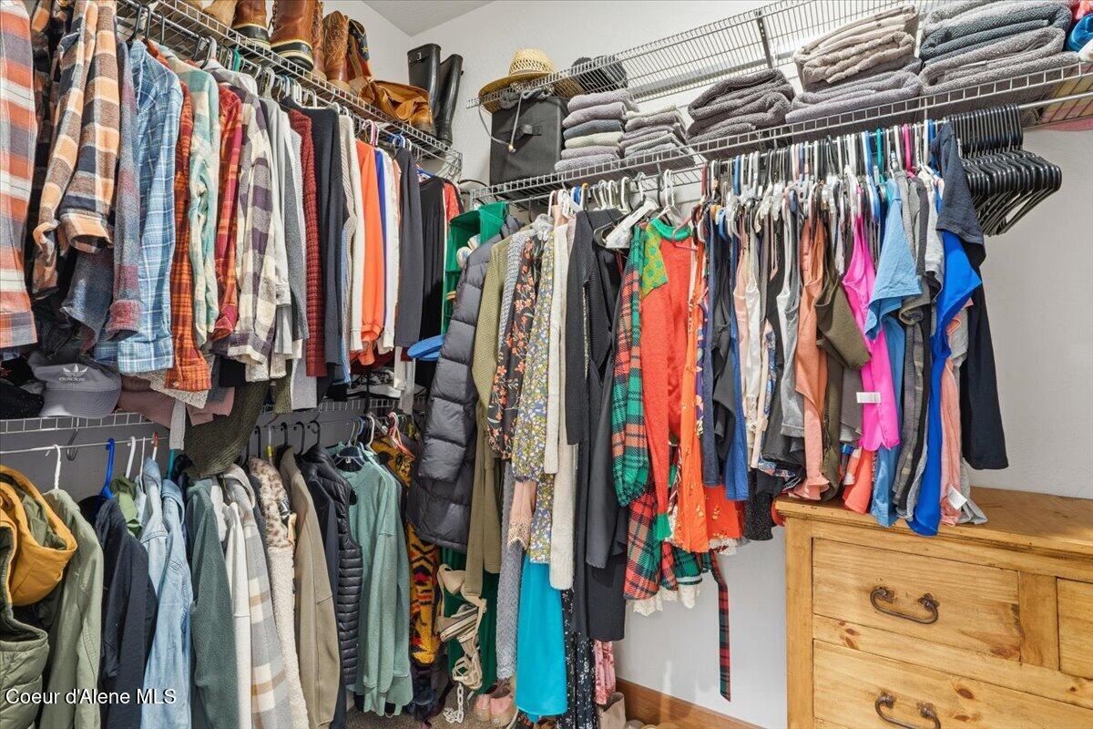 Oldtown, Idaho, 83822, United States, 5 Bedrooms Bedrooms, ,4 BathroomsBathrooms,Residential,For Sale,1992429