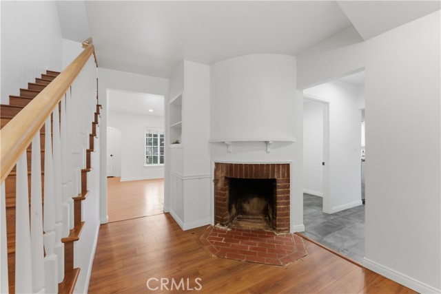 Los Angeles, California, 90043, United States, 3 Bedrooms Bedrooms, ,3 BathroomsBathrooms,Residential,For Sale,2049255