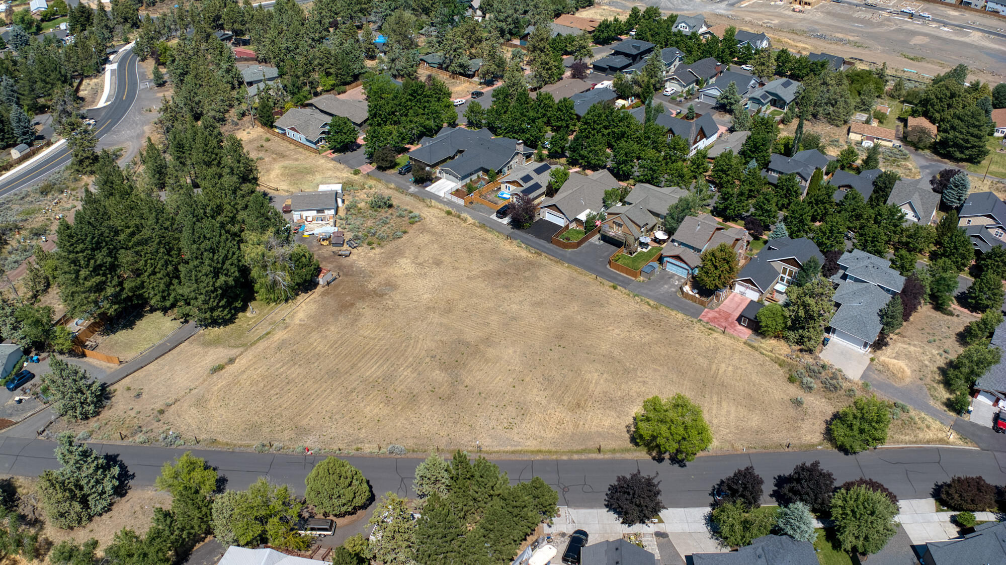 Bend, Oregon, 97701, United States, ,Land,For Sale,1900955