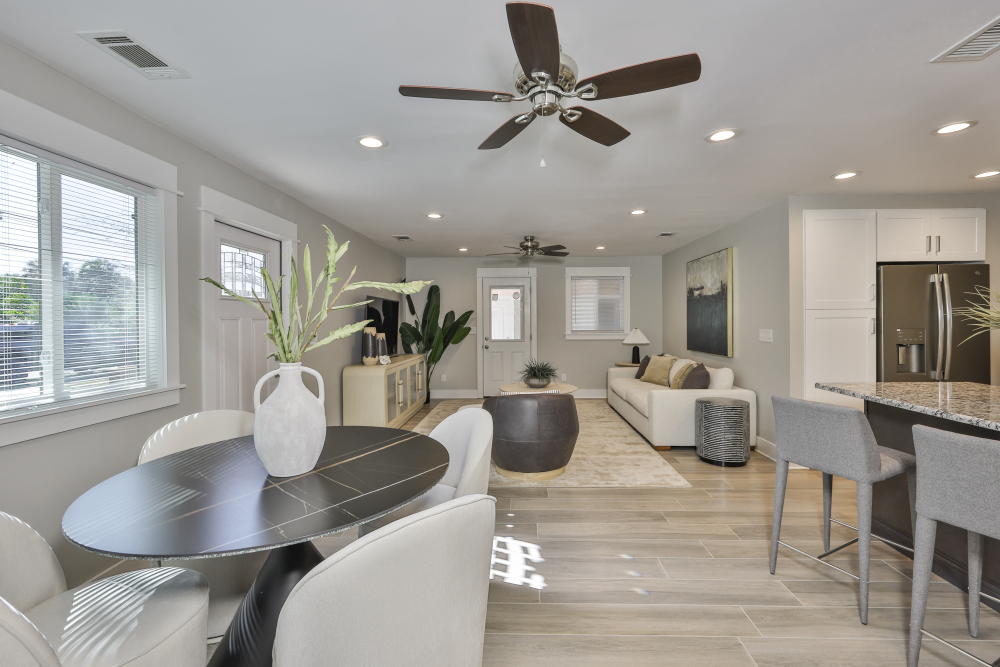 Tampa, Florida, 33616, United States, 3 Bedrooms Bedrooms, ,2 BathroomsBathrooms,Residential,For Sale,2009255