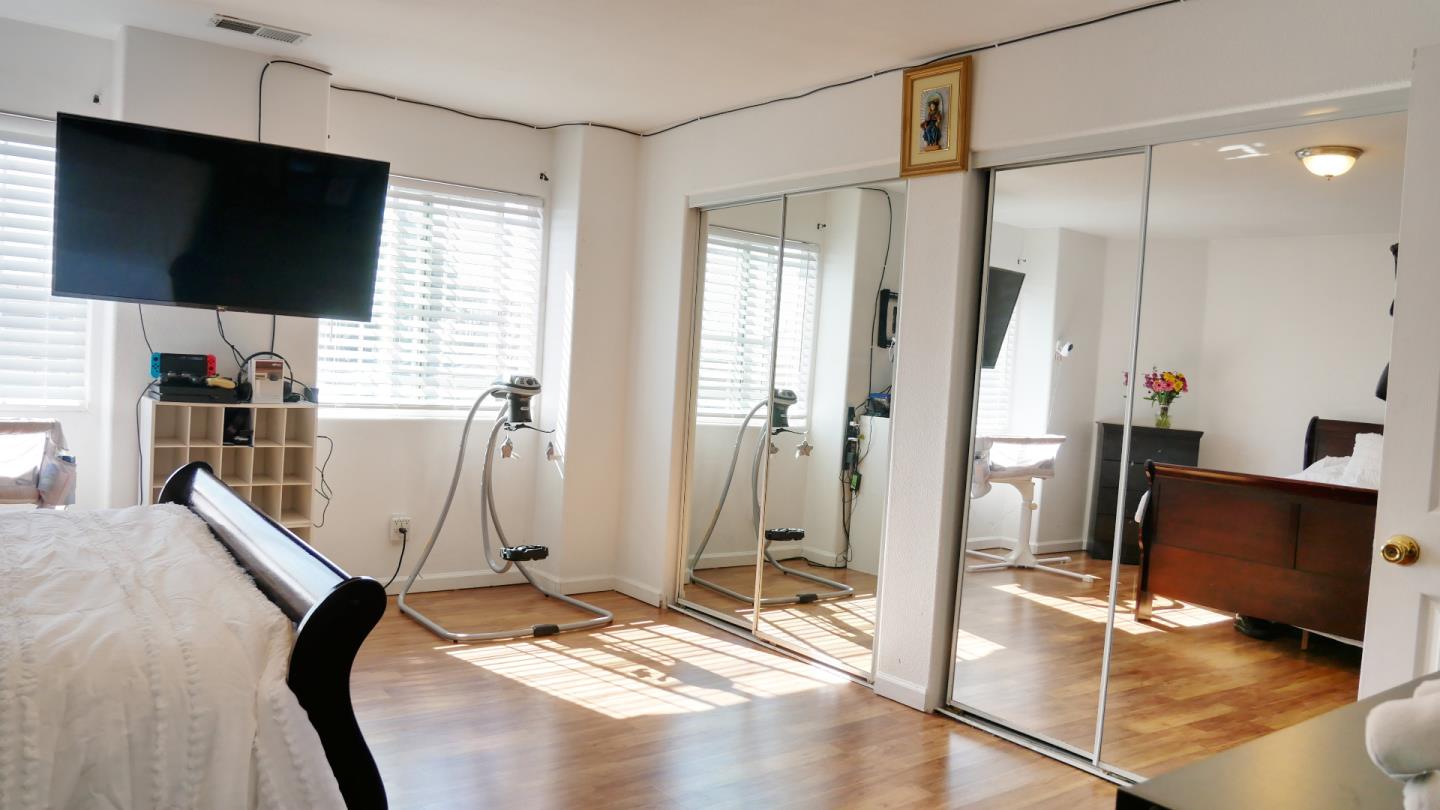 Richmond, California, 94801, United States, 3 Bedrooms Bedrooms, ,3 BathroomsBathrooms,Residential,For Sale,1978475