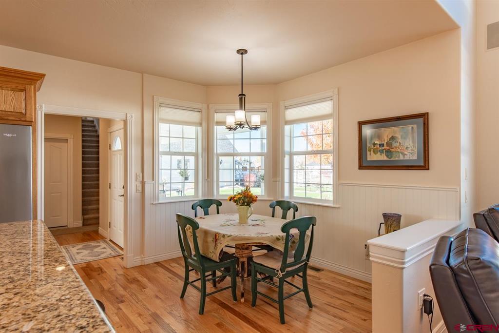 Montrose, Colorado, 81403, United States, 4 Bedrooms Bedrooms, ,4 BathroomsBathrooms,Residential,For Sale,1994276