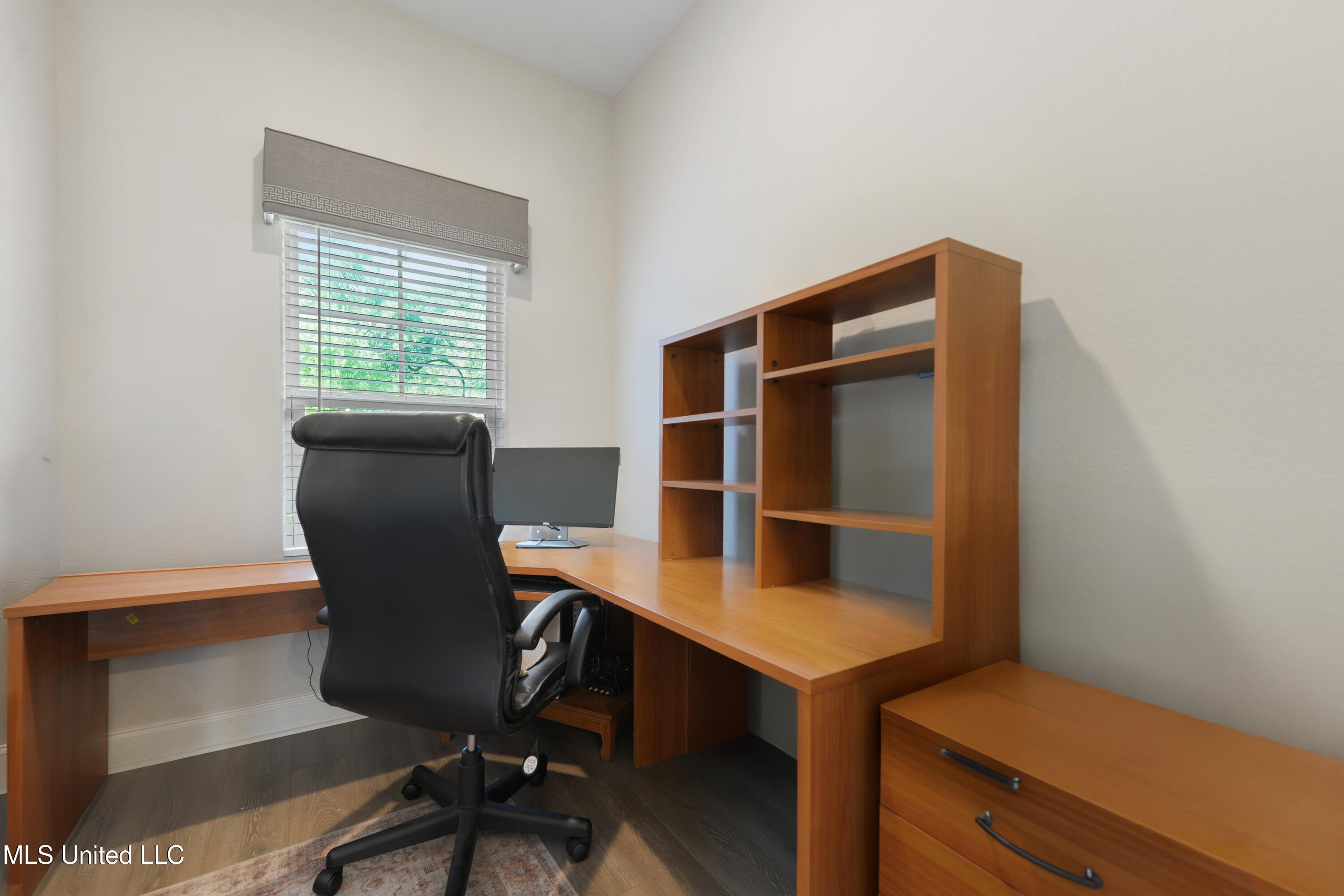 Gulfport, Mississippi, 39503, United States, 5 Bedrooms Bedrooms, ,3 BathroomsBathrooms,Residential,For Sale,1979883