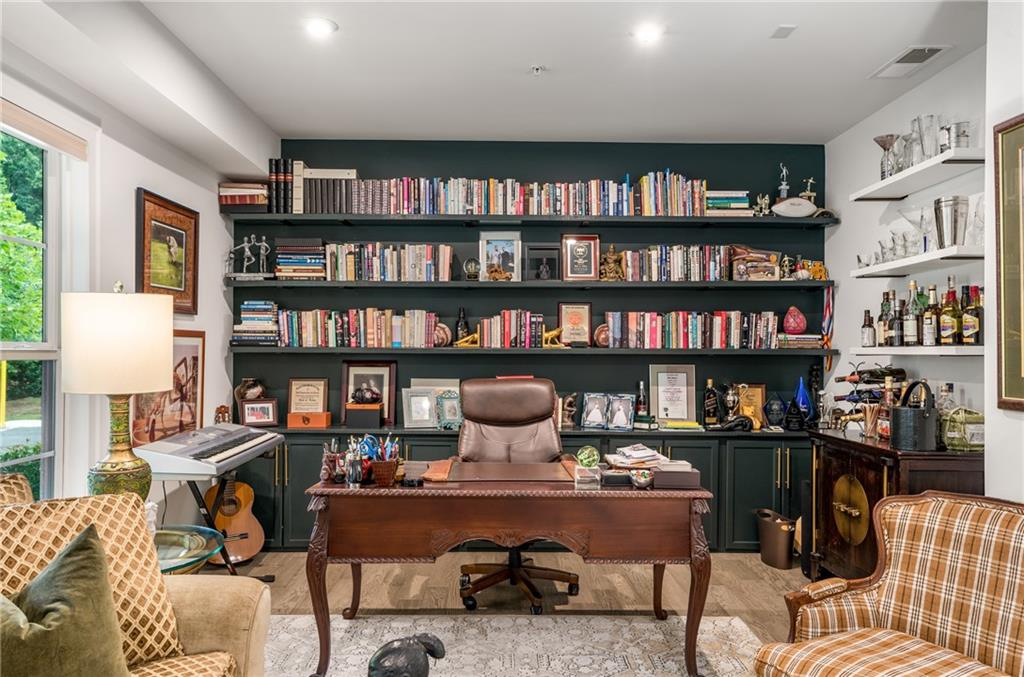 Atlanta, Georgia, 30318, United States, 3 Bedrooms Bedrooms, ,4 BathroomsBathrooms,Residential,For Sale,1911947