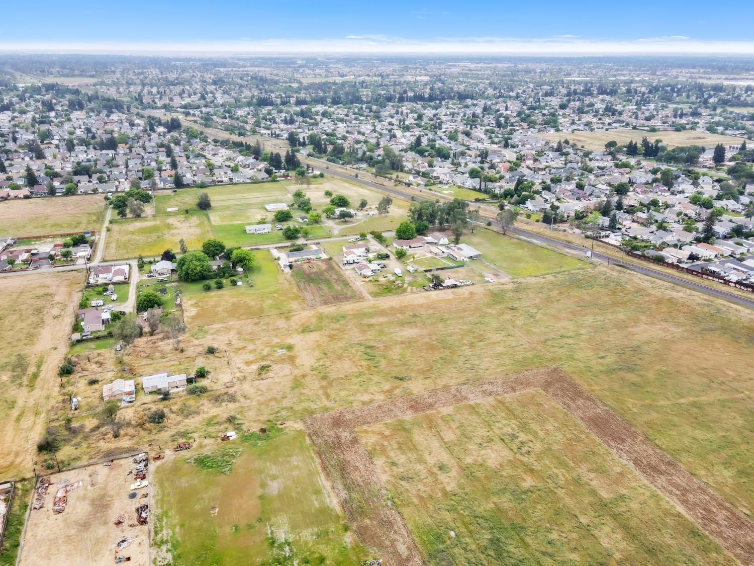 Sacramento, California, 95828, United States, ,Land,For Sale,2040311
