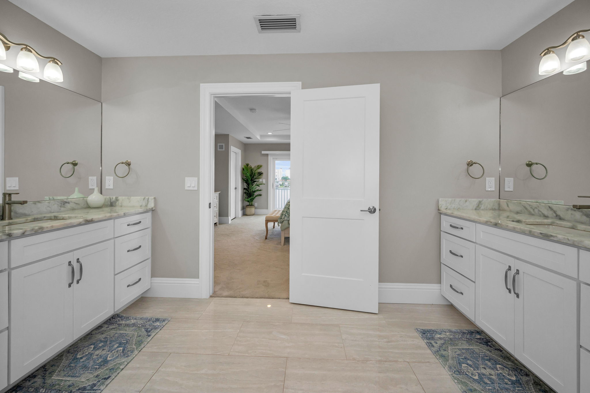 St Pete Beach, Florida, 33706, United States, 5 Bedrooms Bedrooms, ,4 BathroomsBathrooms,Residential,For Sale,1978824