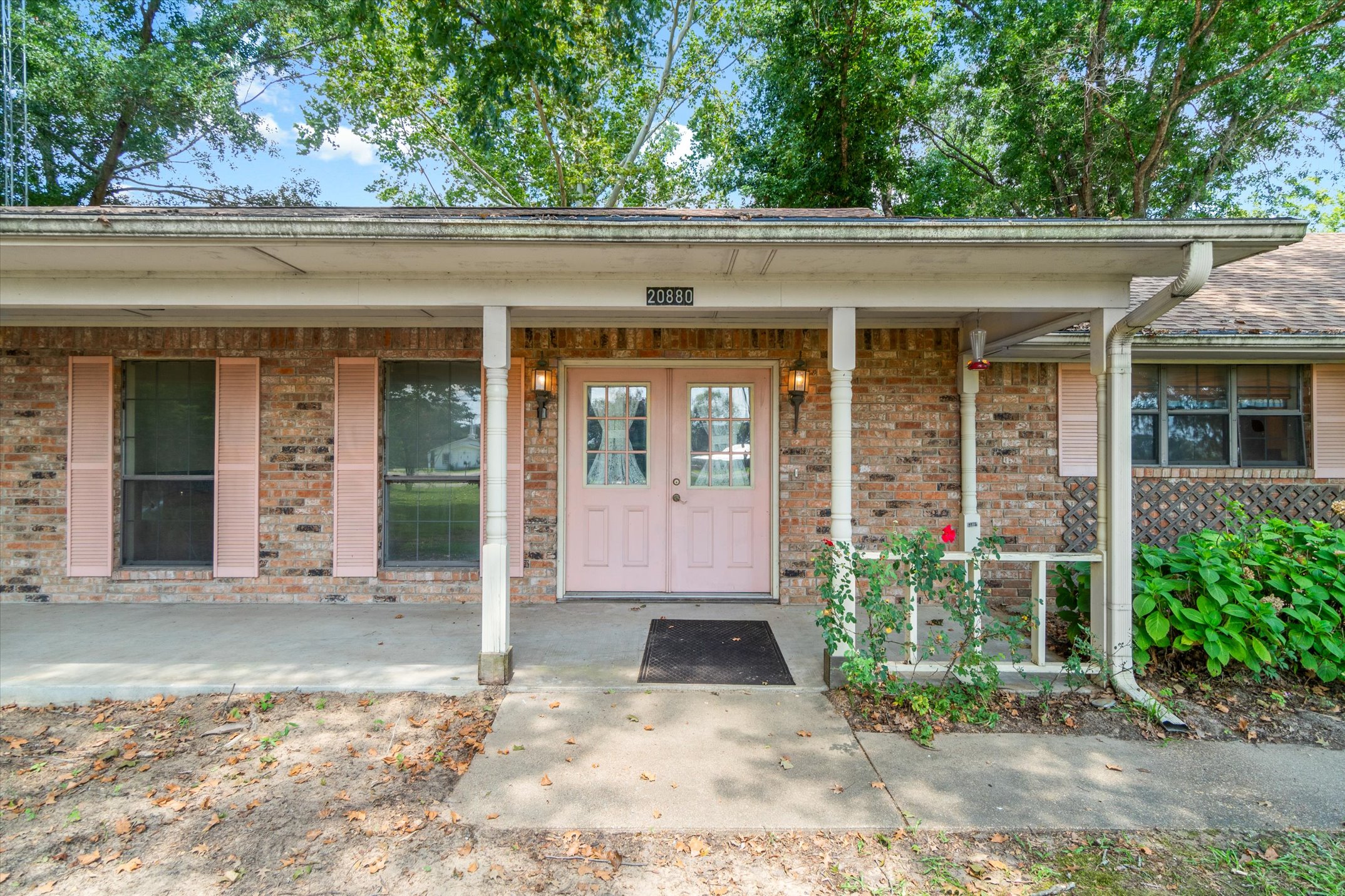 Canton, Texas, 75103, United States, 3 Bedrooms Bedrooms, ,2 BathroomsBathrooms,Residential,For Sale,1974992