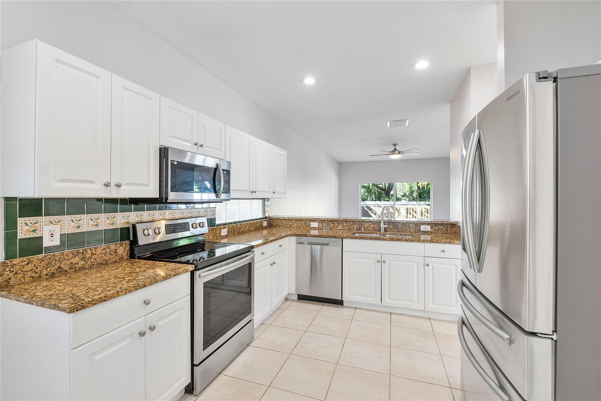 Coral Springs, Florida, 33071, United States, 3 Bedrooms Bedrooms, ,3 BathroomsBathrooms,Residential,For Sale,1977675