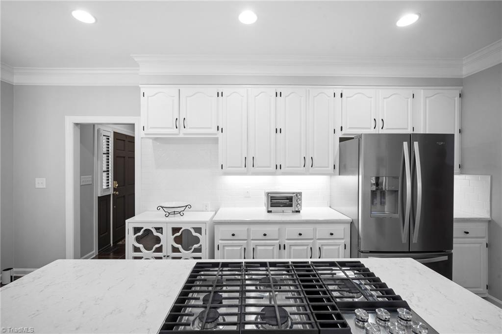 Lexington, North Carolina, 27292, United States, 3 Bedrooms Bedrooms, ,3 BathroomsBathrooms,Residential,For Sale,1925490