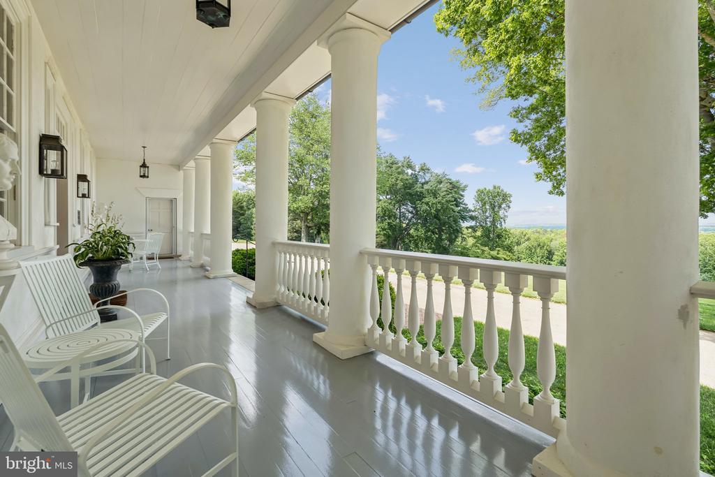Rappahannock Academy, Virginia, 22538, United States, 4 Bedrooms Bedrooms, ,5 BathroomsBathrooms,Residential,For Sale,1917132