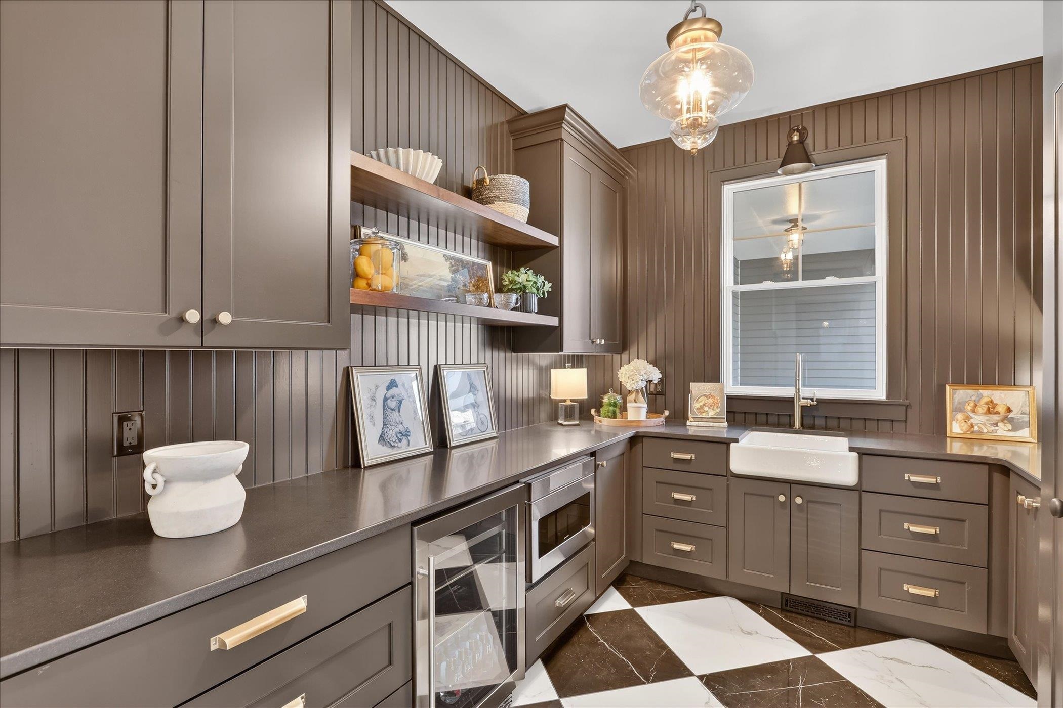 Beloit, Wisconsin, 53511, United States, 4 Bedrooms Bedrooms, ,3 BathroomsBathrooms,Residential,For Sale,2018570