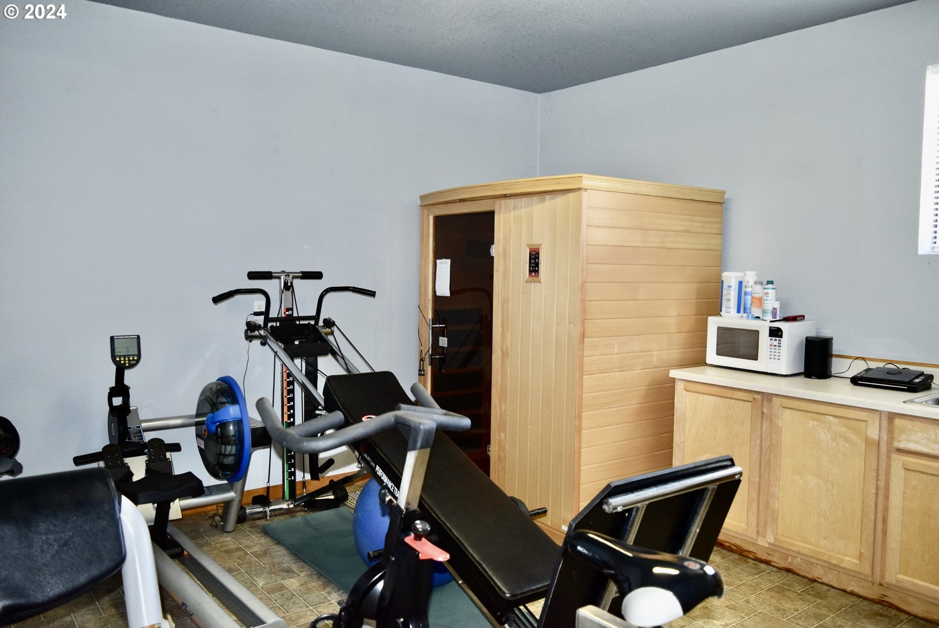 Gold Beach, Oregon, 97444, United States, 3 Bedrooms Bedrooms, ,3 BathroomsBathrooms,Residential,For Sale,1888635