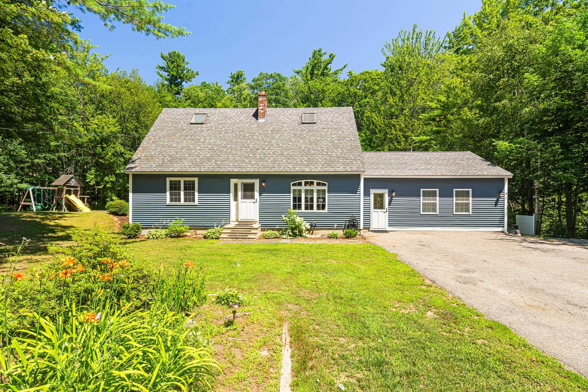 Gilford, New Hampshire, 03249, United States, 4 Bedrooms Bedrooms, ,1 BathroomBathrooms,Residential,For Sale,1901287