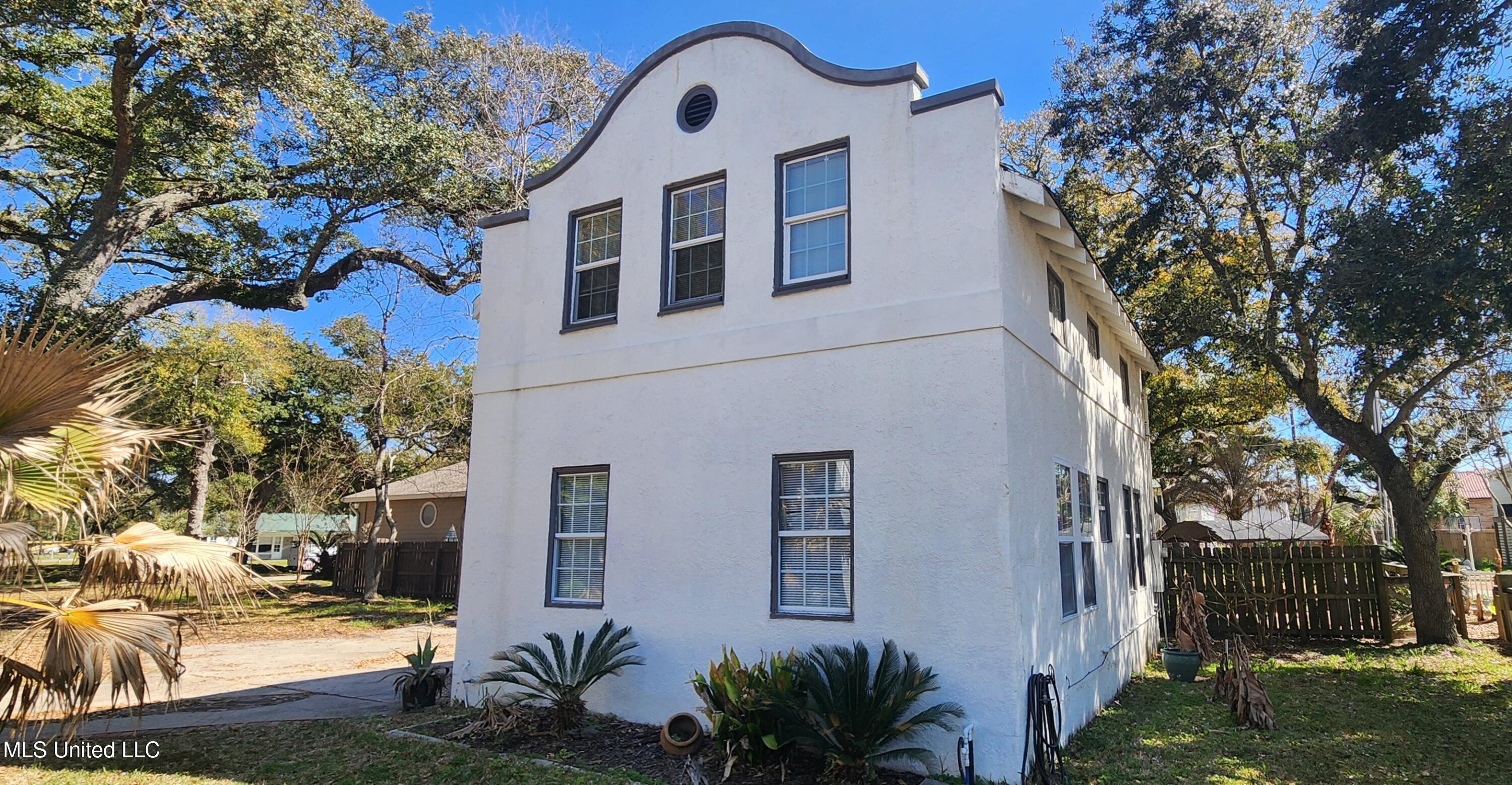 Biloxi, Mississippi, 39531, United States, 3 Bedrooms Bedrooms, ,3 BathroomsBathrooms,Residential,For Sale,1731984