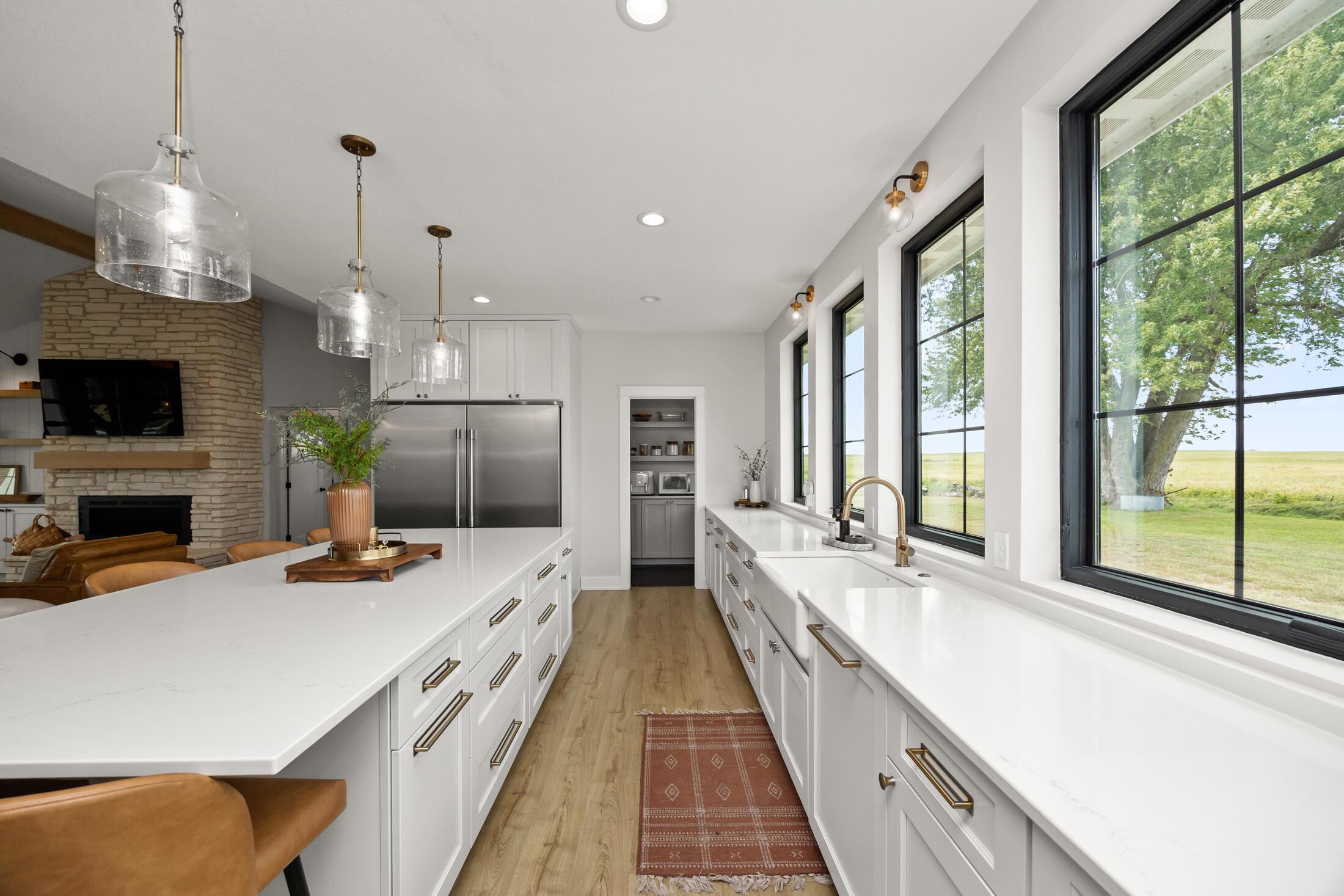 Madrid, Iowa, 50156, United States, 6 Bedrooms Bedrooms, ,5 BathroomsBathrooms,Residential,For Sale,2005083