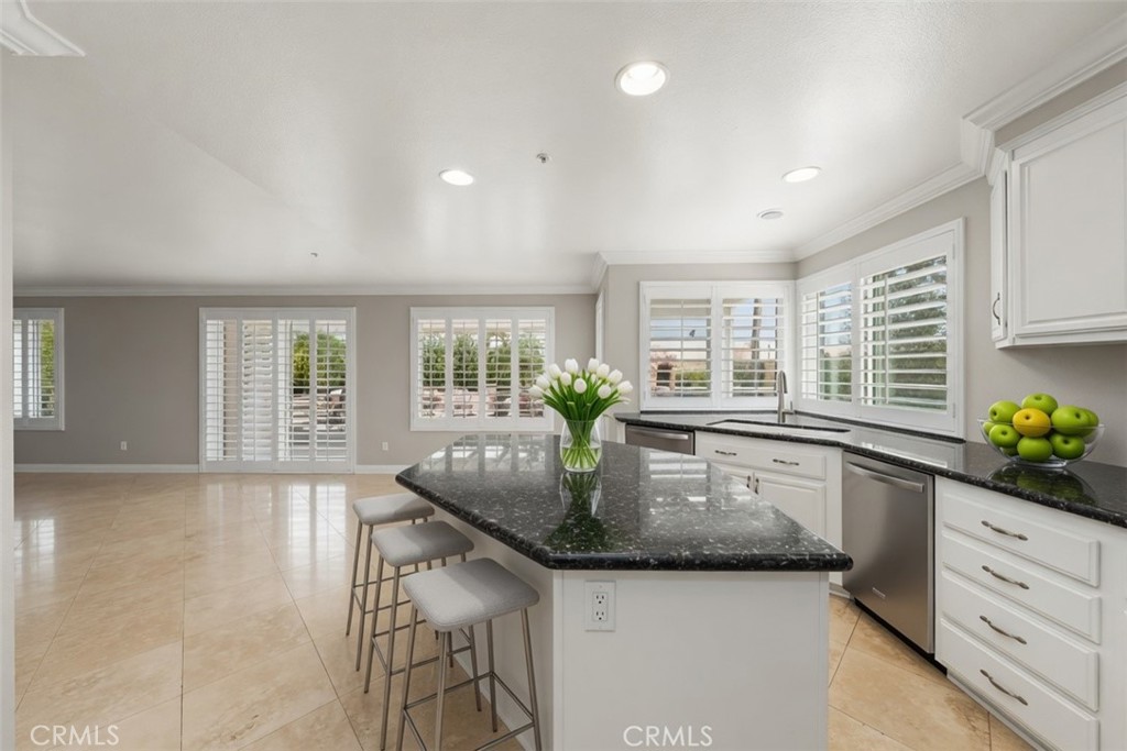 Fontana, California, 92336, United States, 4 Bedrooms Bedrooms, ,3 BathroomsBathrooms,Residential,For Sale,2022235