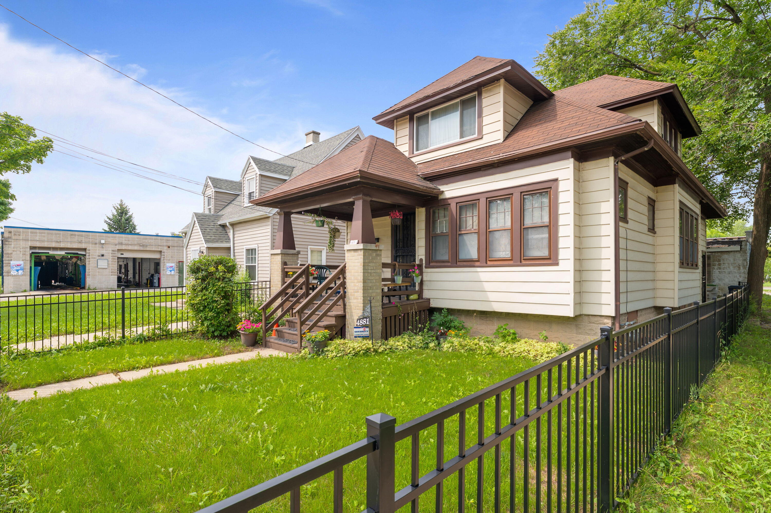 Property photo 3