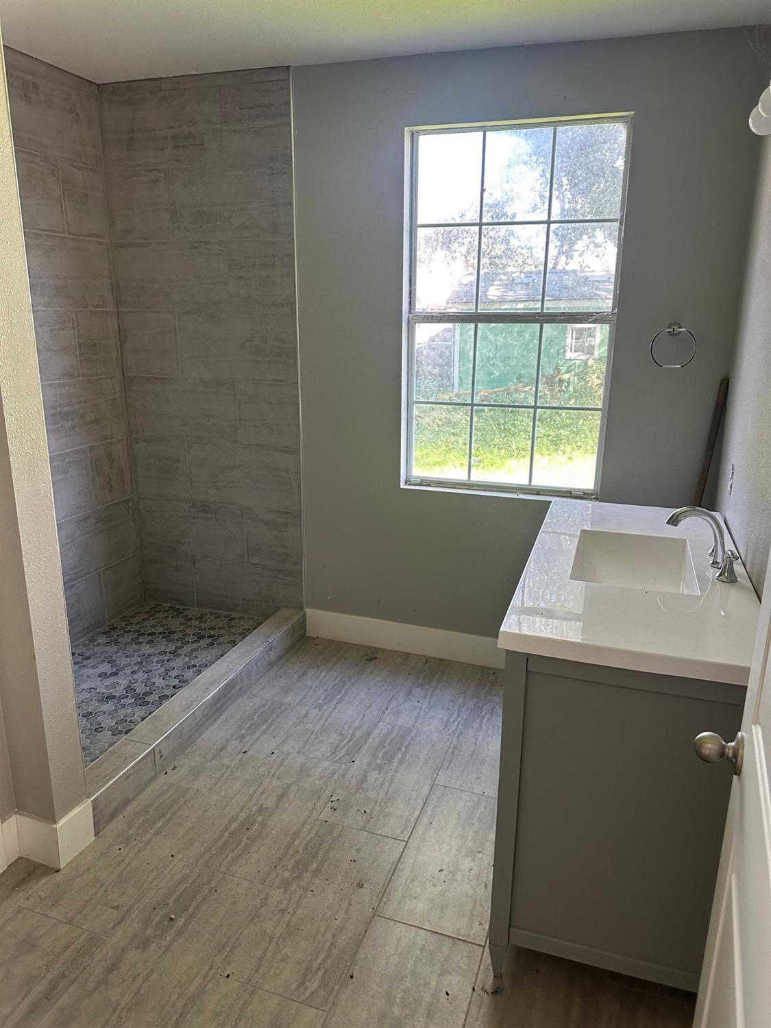 Walnut Grove, California, 95690, United States, 6 Bedrooms Bedrooms, ,4 BathroomsBathrooms,Residential,For Sale,2008796