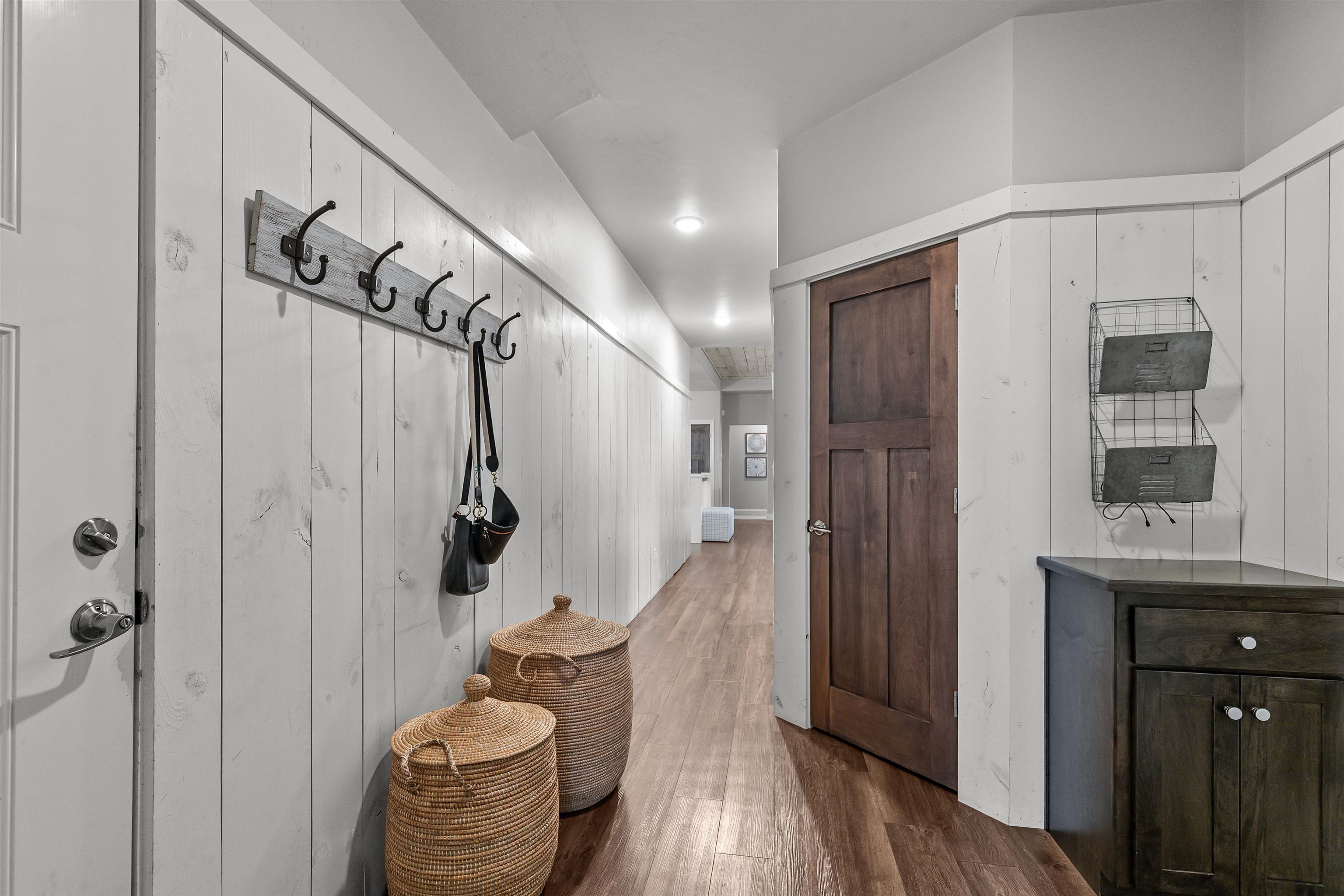 Greenville, Wisconsin, 54942-8126, United States, 6 Bedrooms Bedrooms, ,5 BathroomsBathrooms,Residential,For Sale,2040409