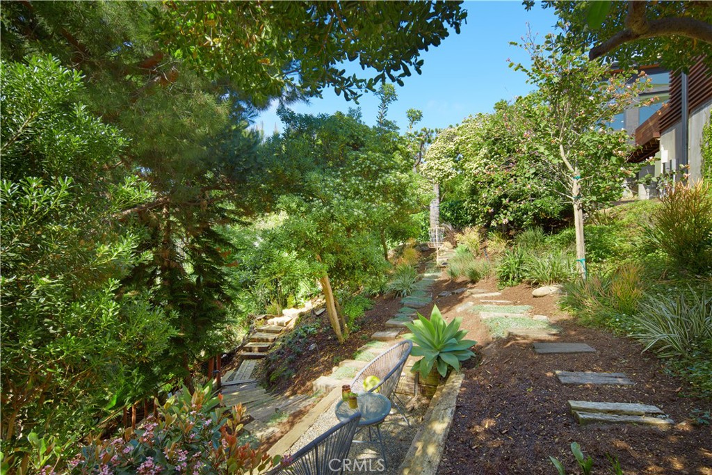 Corona del Mar, California, 92625, United States, 4 Bedrooms Bedrooms, ,5 BathroomsBathrooms,Residential,For Sale,1819361