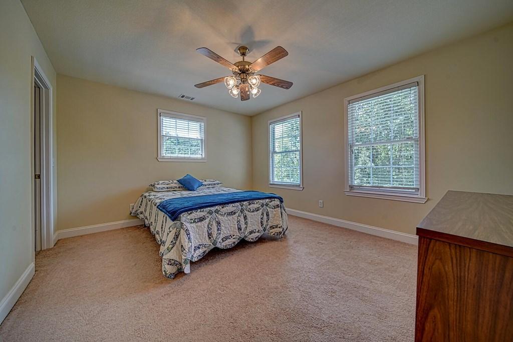 Blairsville, Georgia, 30512, United States, 5 Bedrooms Bedrooms, ,4 BathroomsBathrooms,Residential,For Sale,1770772