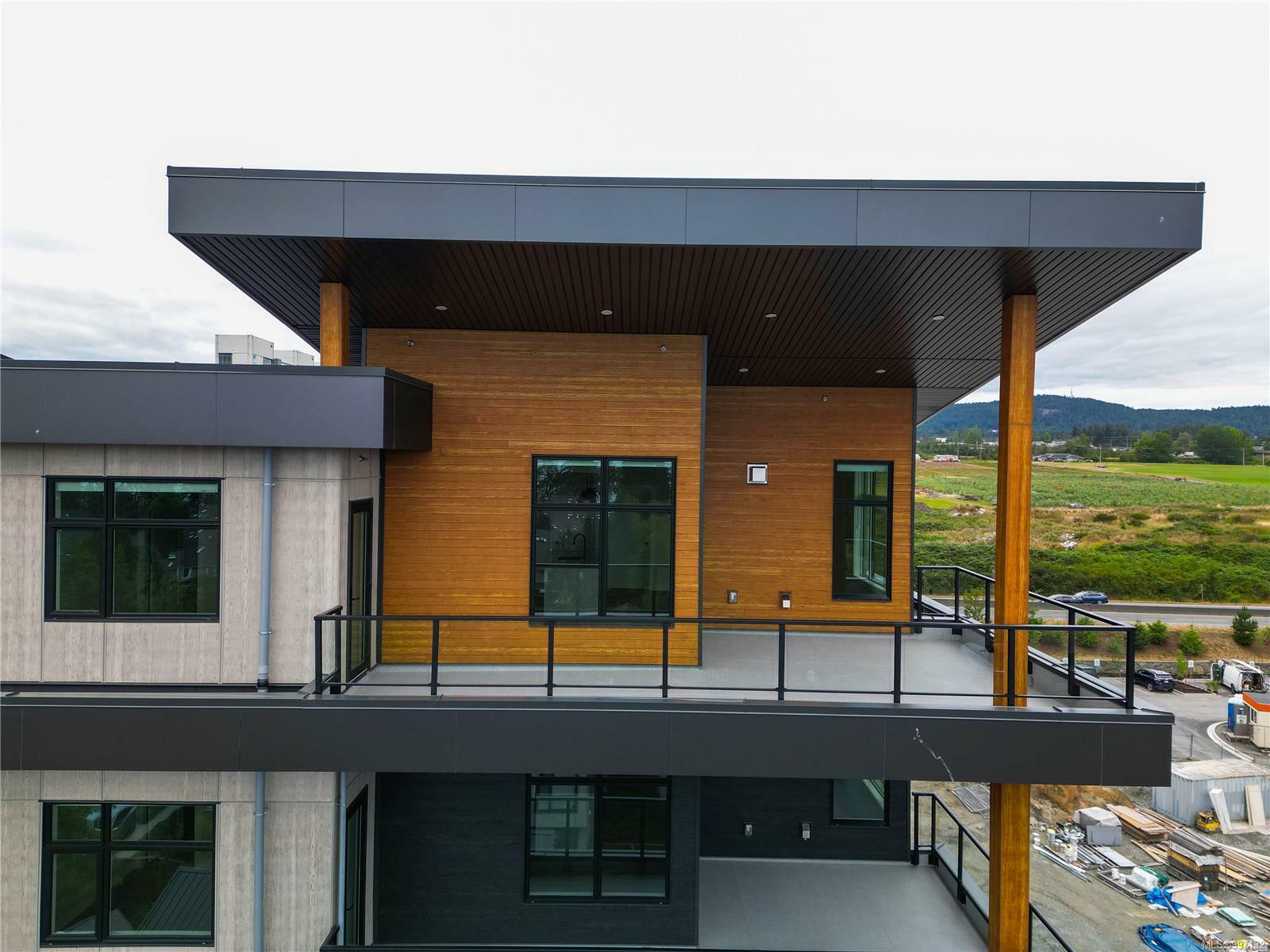 CENTRAL SAANICH, British Columbia, V8M 0B9, CA, 2 Bedrooms Bedrooms, ,Residential,For Sale,1874354