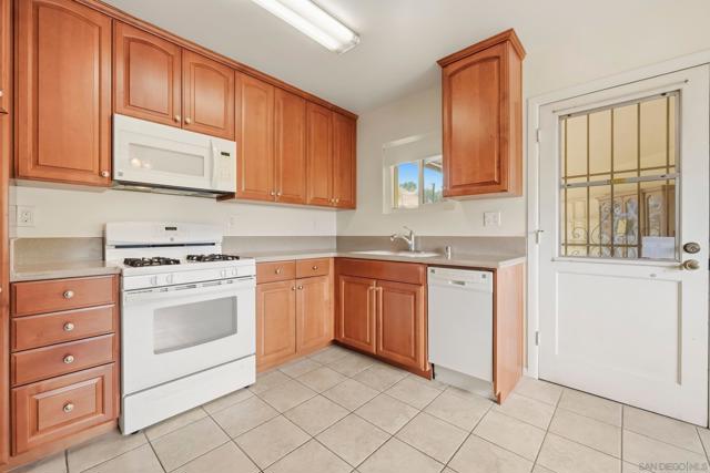 El Cajon, California, 92021, United States, 3 Bedrooms Bedrooms, ,2 BathroomsBathrooms,Residential,For Sale,2048133