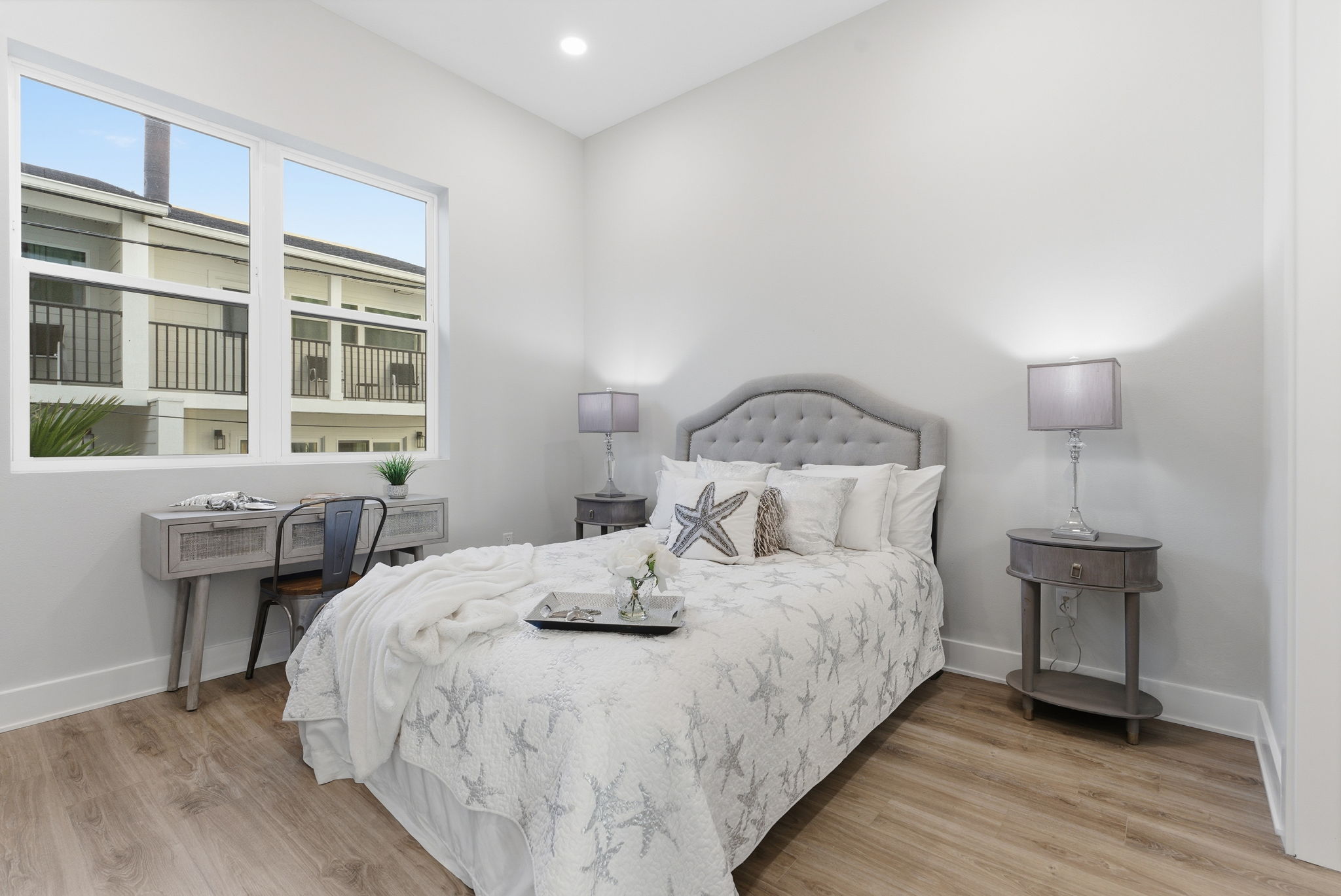 11605 1st St E # 6, Treasure Island, Florida, 33706, United States, 5 Bedrooms Bedrooms, ,4 BathroomsBathrooms,Residential,For Sale,11605 1st St E # 6,1423678