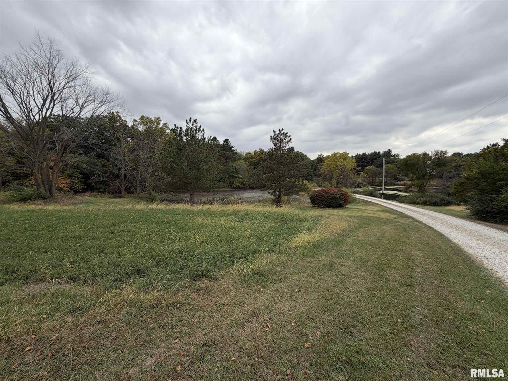 Abingdon, Illinois, 61410, United States, 3 Bedrooms Bedrooms, ,2 BathroomsBathrooms,Residential,For Sale,1976226