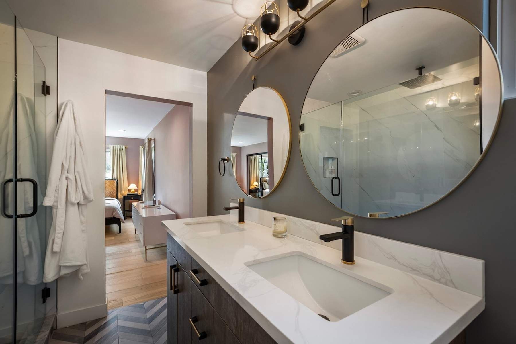  3991 Prospect Avenue - 物件實景