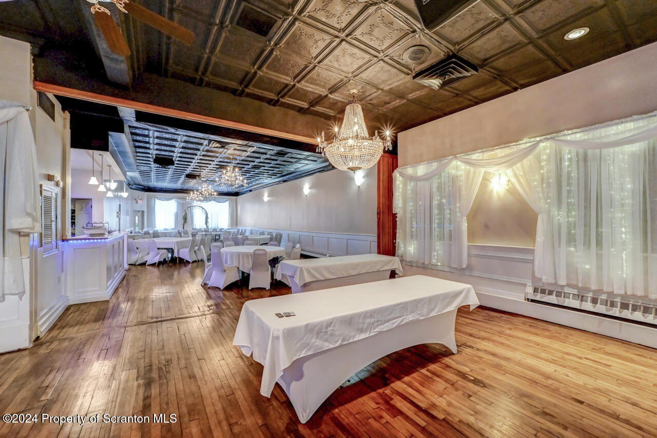 Olyphant, Pennsylvania, 18447, United States, ,Residential,For Sale,1996736