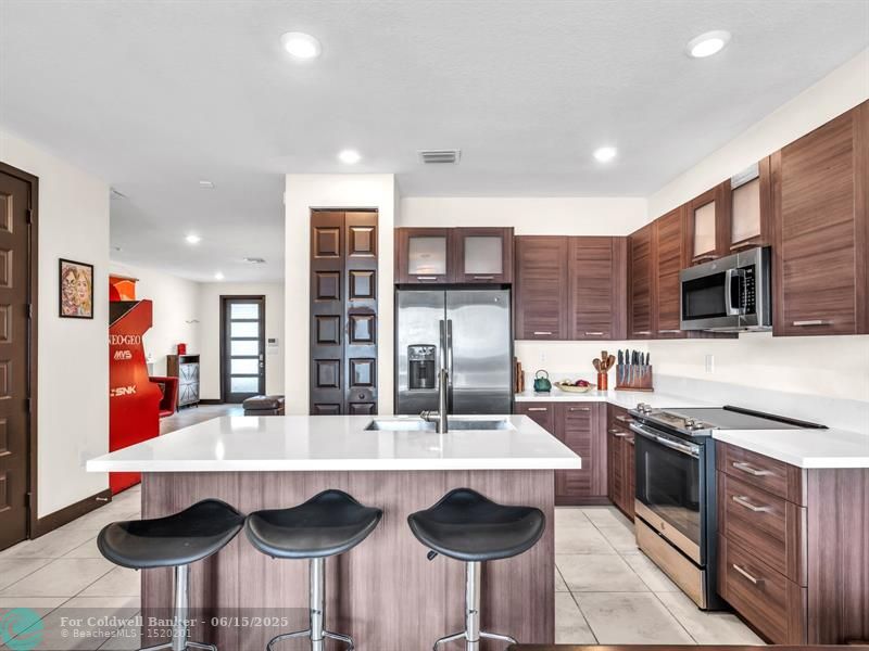 Miami Lakes, Florida, 33018, United States, 3 Bedrooms Bedrooms, ,3 BathroomsBathrooms,Residential,For Sale,1918838