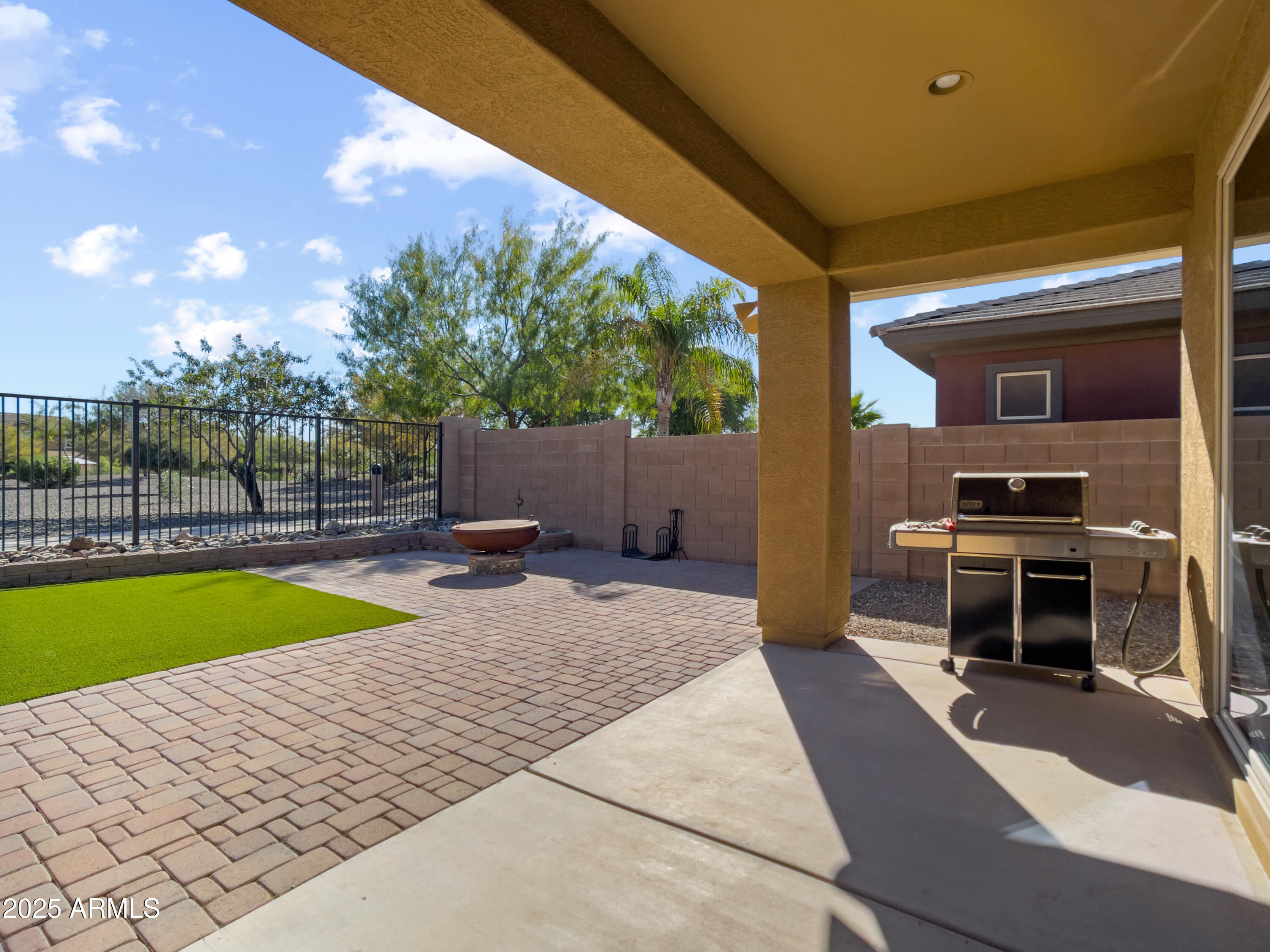 Gilbert, Arizona, 85298, United States, 3 Bedrooms Bedrooms, ,Residential,For Sale,1960746