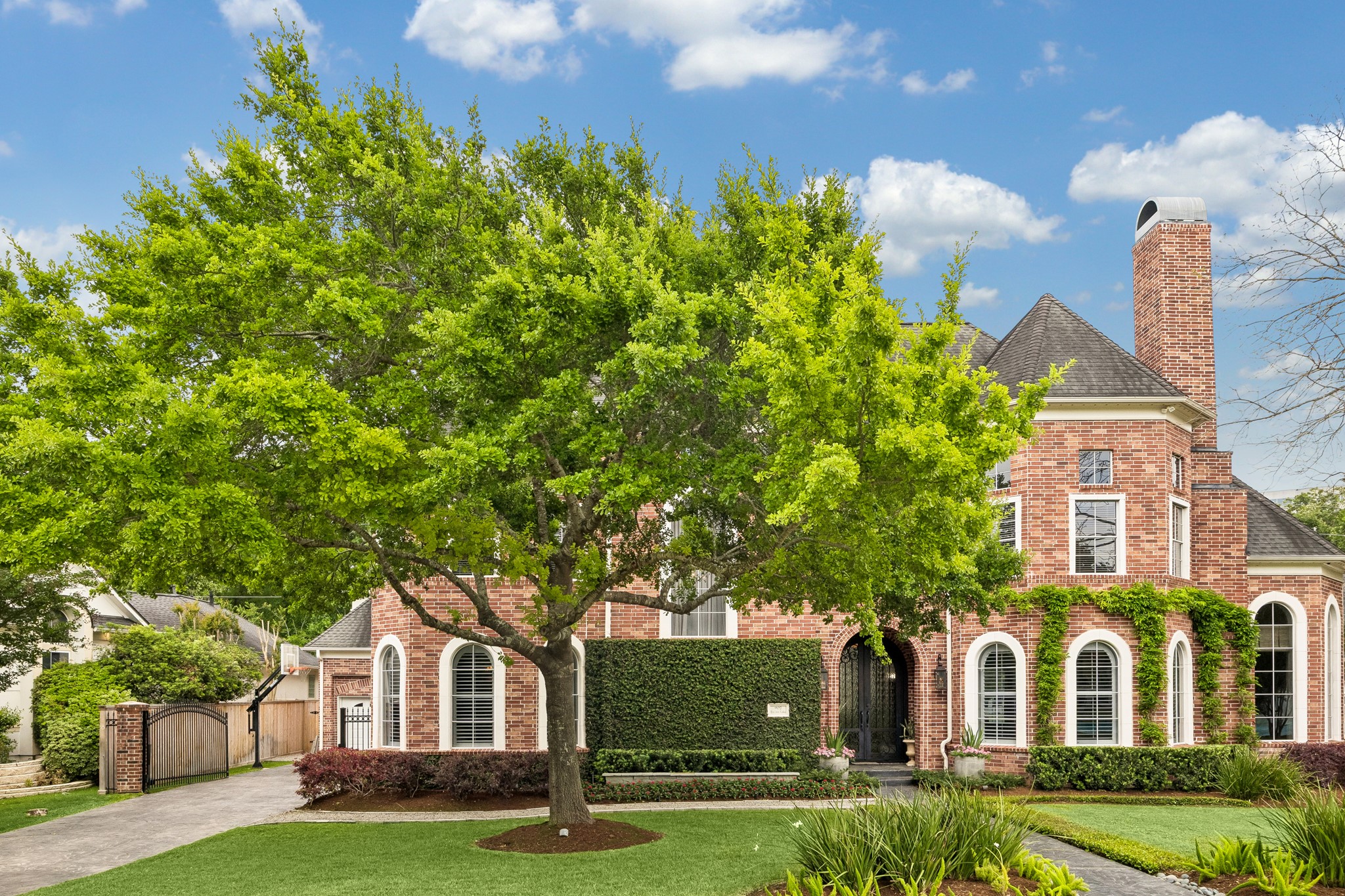  907 Enclave Lake Drive - 物件實景