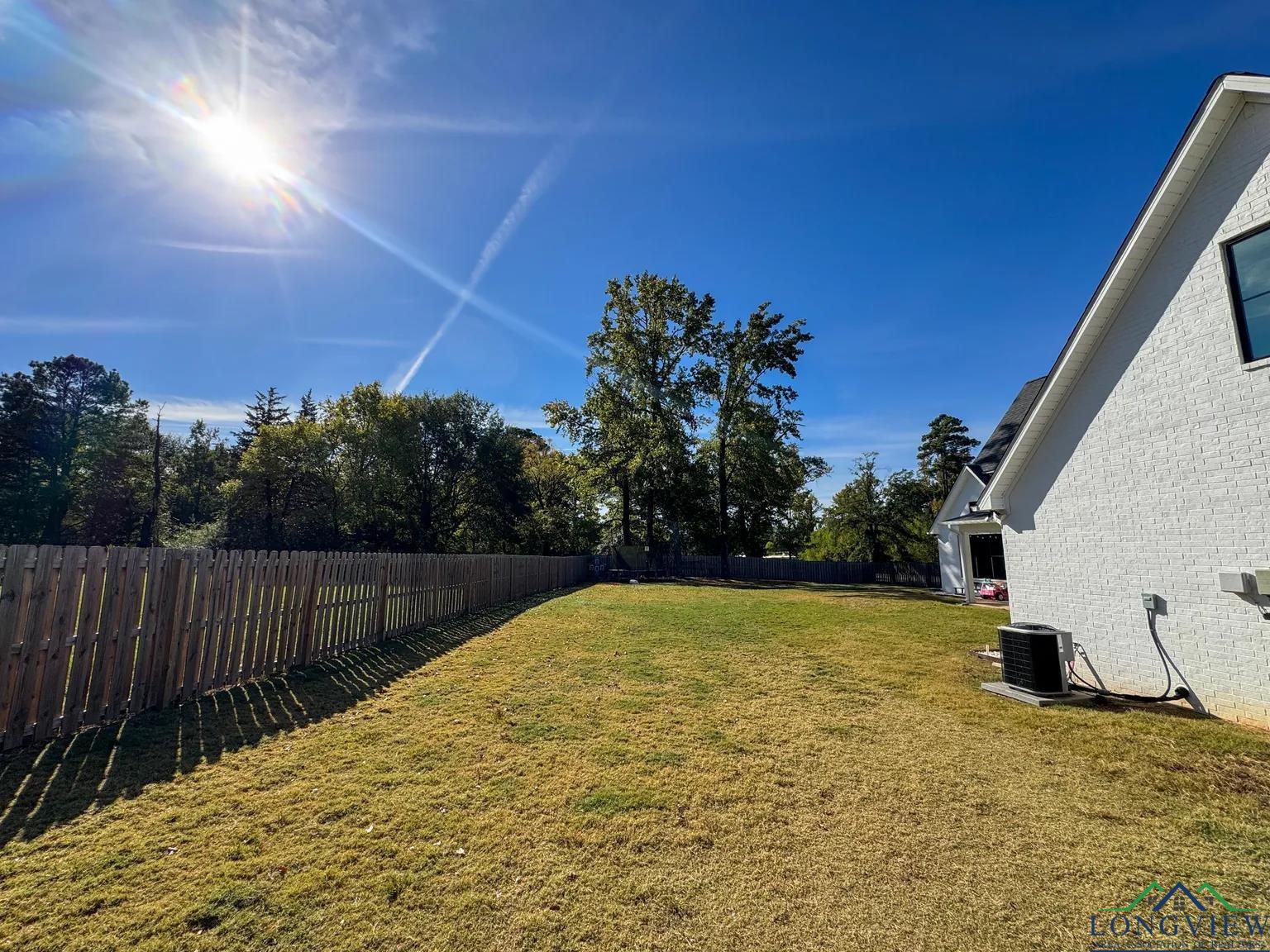 Texarkana, Texas, 75503, United States, 4 Bedrooms Bedrooms, ,4 BathroomsBathrooms,Residential,For Sale,1980394