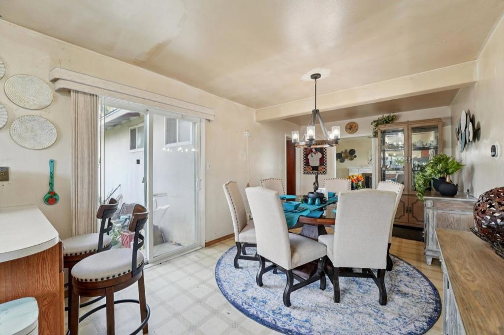 Salinas, California, 93906, United States, 3 Bedrooms Bedrooms, ,2 BathroomsBathrooms,Residential,For Sale,2012304