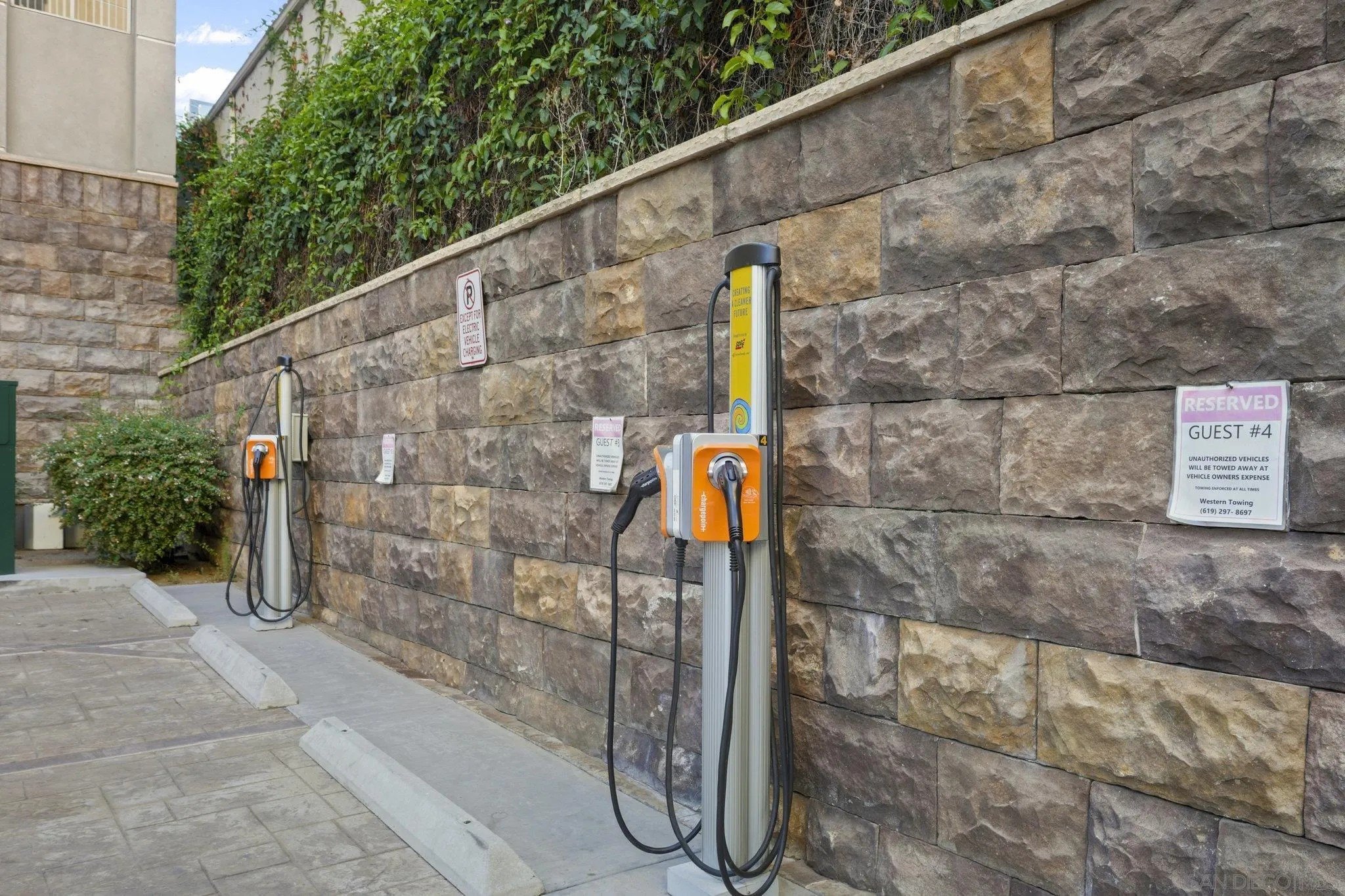 San Diego, California, 92101, United States, 1 Bedroom Bedrooms, ,1 BathroomBathrooms,Residential,For Sale,1951251