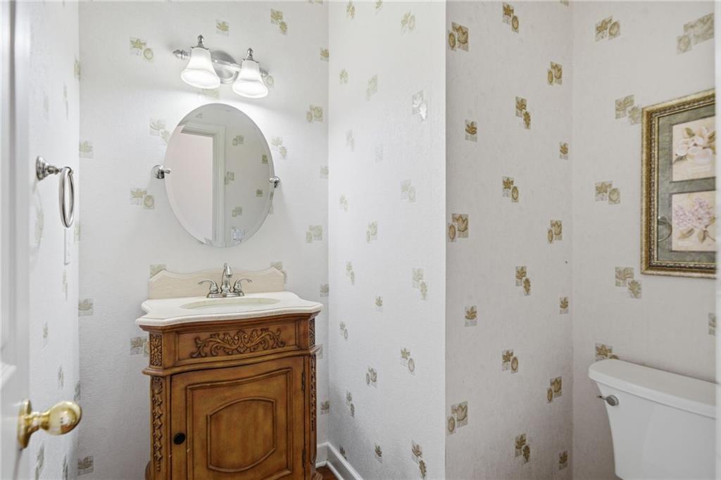 Suwanee, Georgia, 30024, United States, 4 Bedrooms Bedrooms, ,3 BathroomsBathrooms,Residential,For Sale,1979124