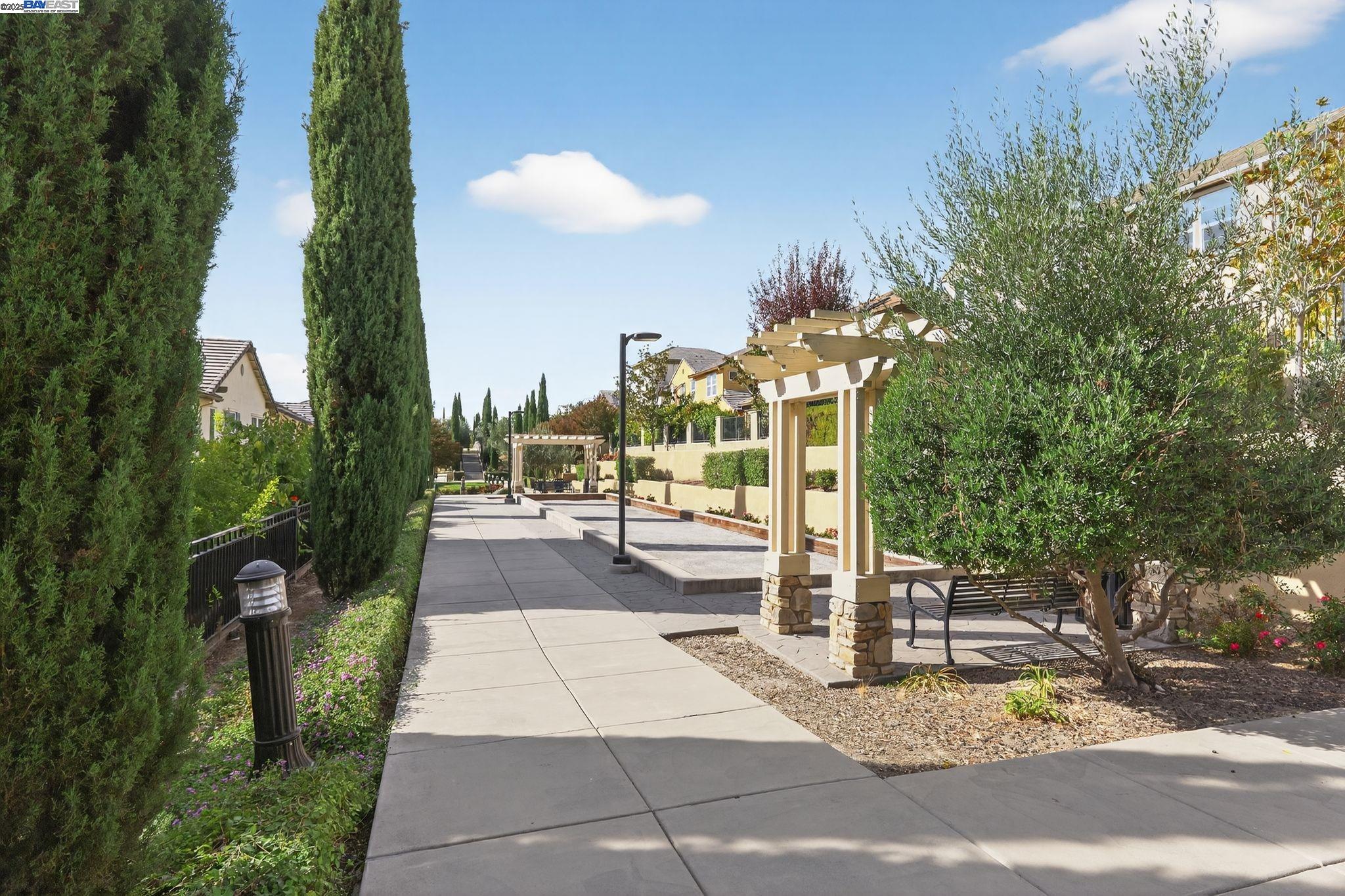 Dublin, California, 94568, United States, 4 Bedrooms Bedrooms, ,3 BathroomsBathrooms,Residential,For Sale,1987836