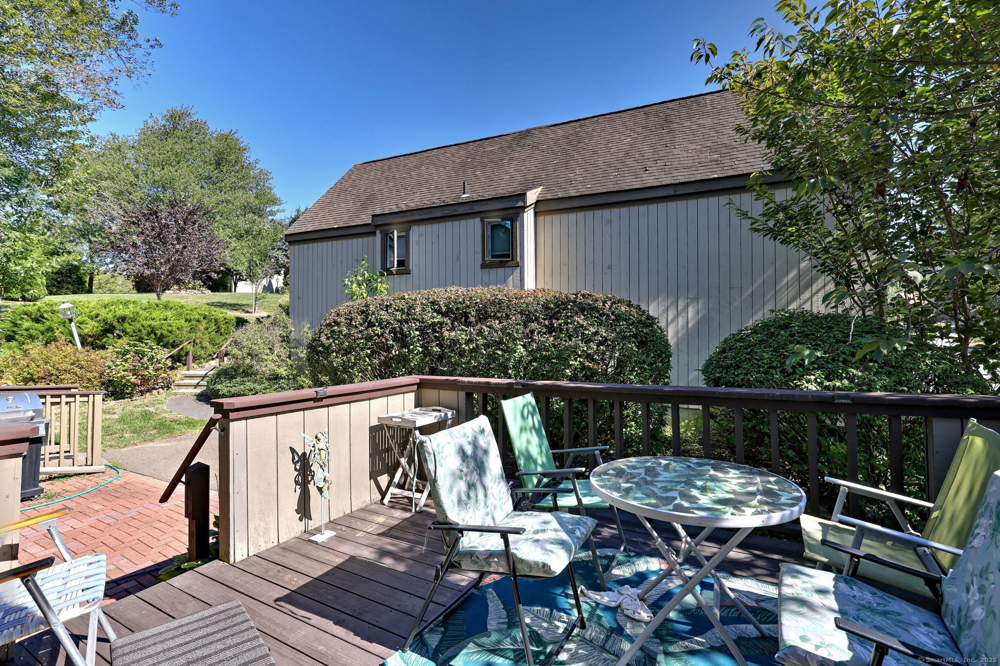 Stratford, Connecticut, 06614, United States, 1 Bedroom Bedrooms, ,3 BathroomsBathrooms,Residential,For Sale,1954891