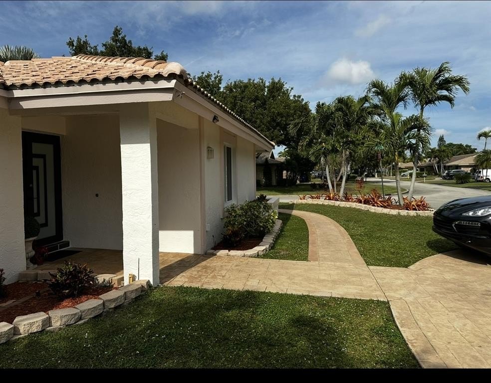 Coral Springs, Florida, 33071, United States, 3 Bedrooms Bedrooms, ,2 BathroomsBathrooms,Residential,For Sale,1973881