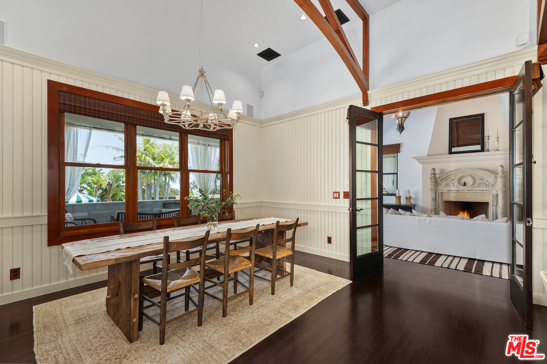 Malibu, California, 90265, United States, 8 Bedrooms Bedrooms, ,9 BathroomsBathrooms,Residential,For Sale,1989186