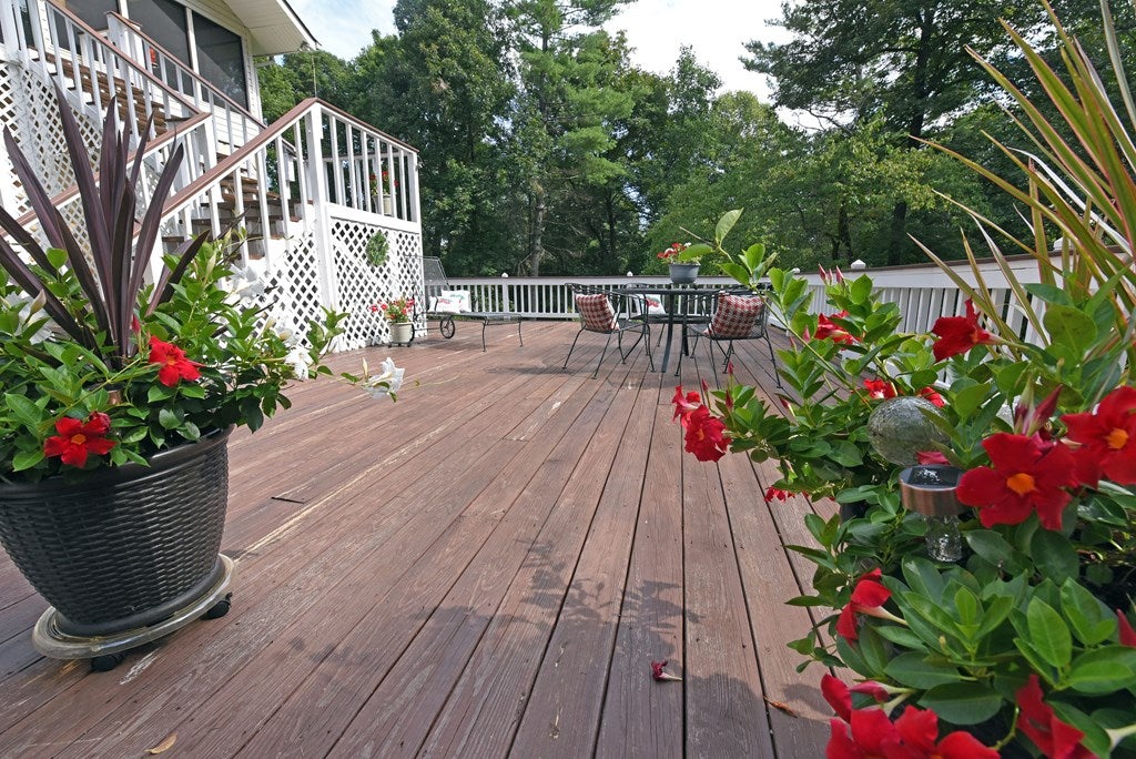 Ellijay, Georgia, 30536, United States, 4 Bedrooms Bedrooms, ,3 BathroomsBathrooms,Residential,For Sale,1940340