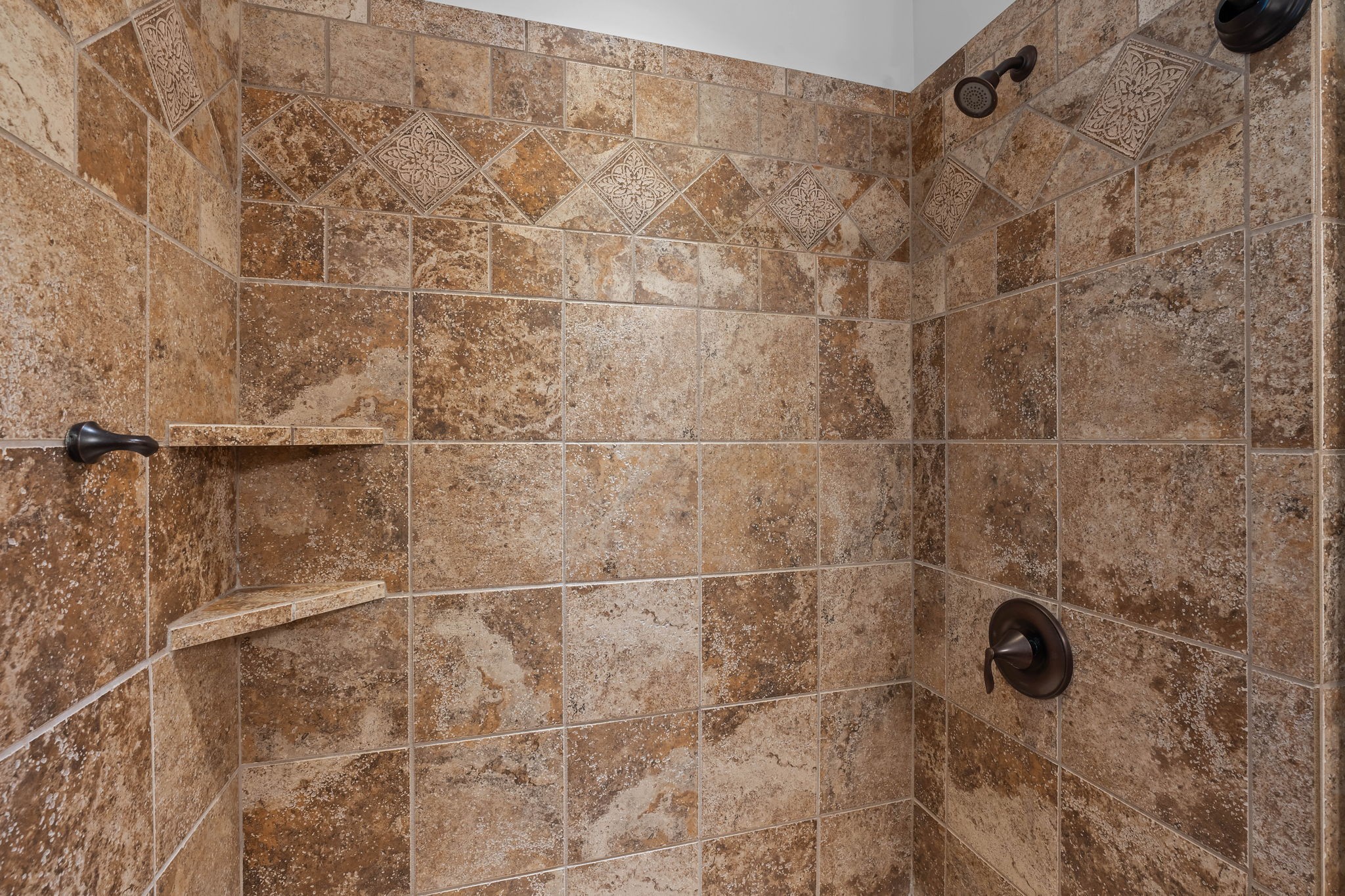 Brentwood, Tennessee, 37027, United States, 4 Bedrooms Bedrooms, ,6 BathroomsBathrooms,Residential,For Sale,1987820