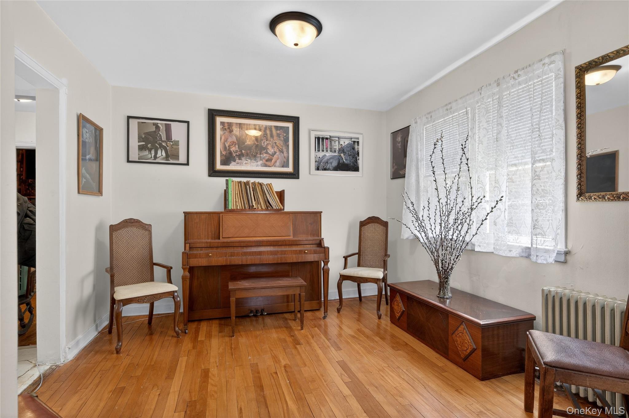  160 Albermarle Avenue, Valley Stream, NY, 11580 - 物件實景